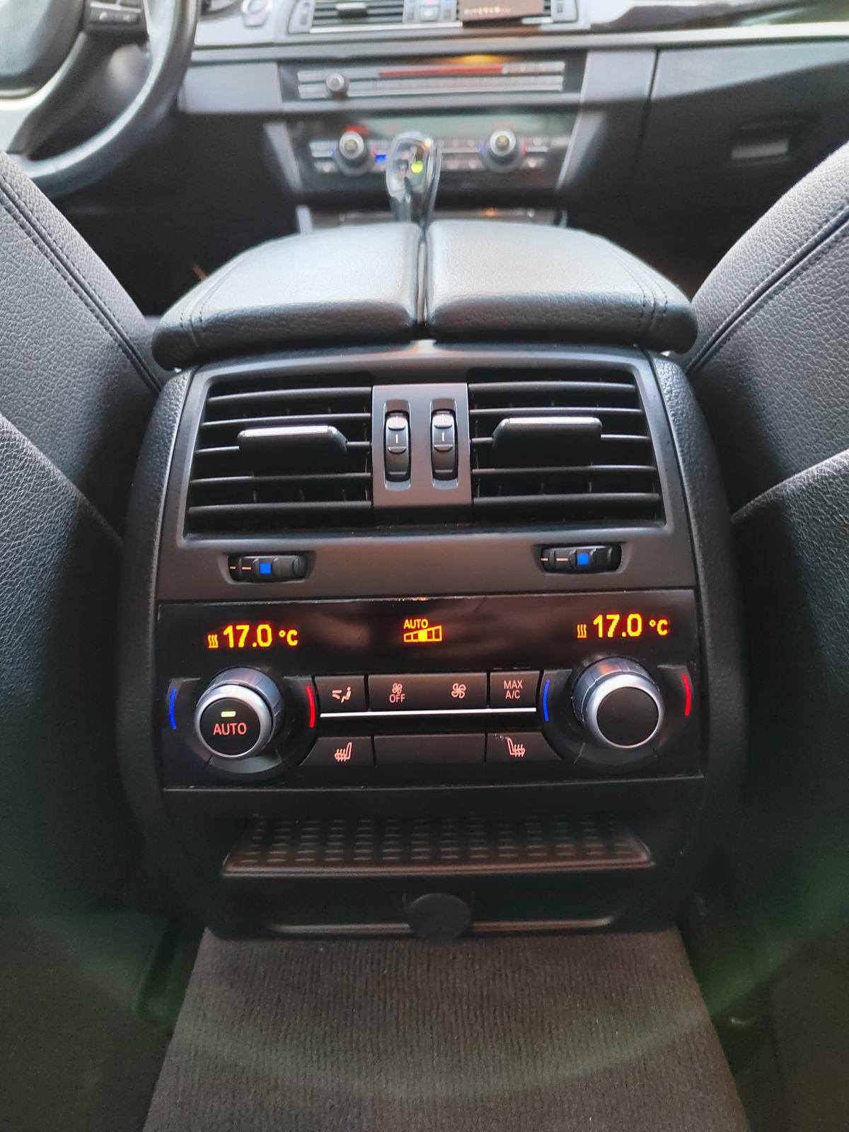 BMW serija 5 LCI 525d 12/26, fotografija 10