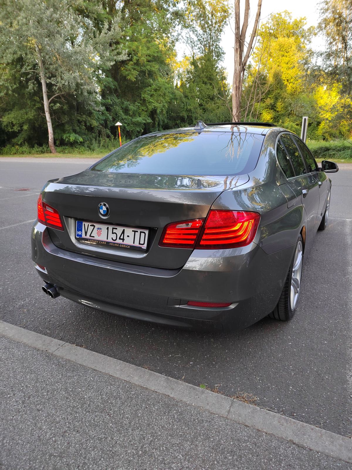 BMW serija 5 LCI 525d 12/26, fotografija 4