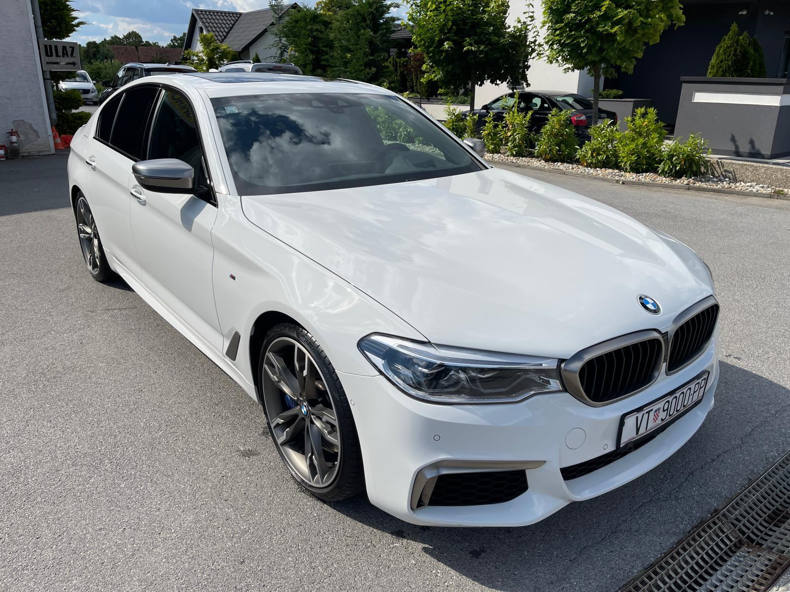 BMW serija 5 M550i, fotografija 17