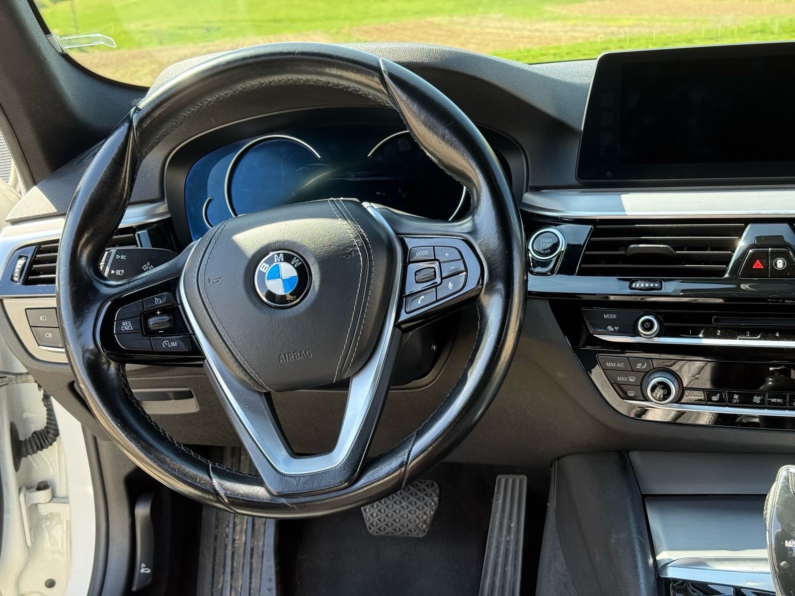 BMW serija 5 Touring 520d automatik, fotografija 10