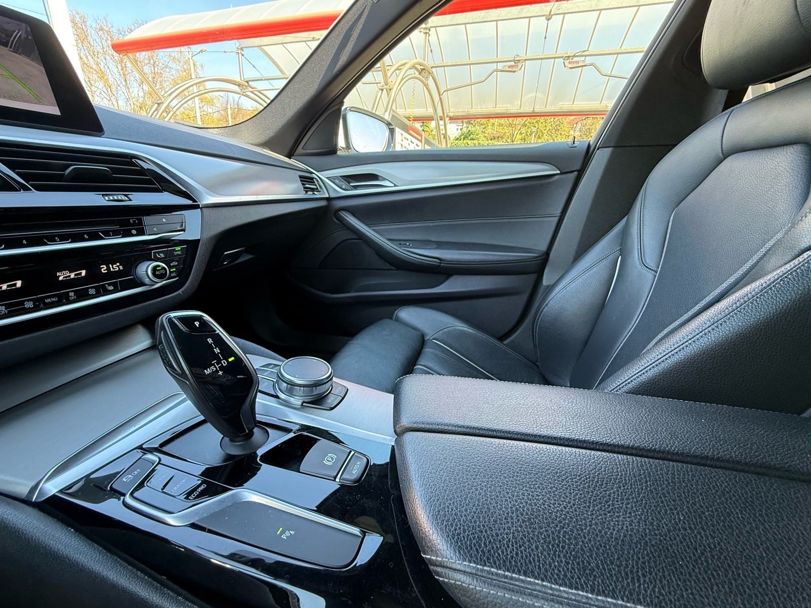 BMW serija 5 Touring 520d automatik, fotografija 17