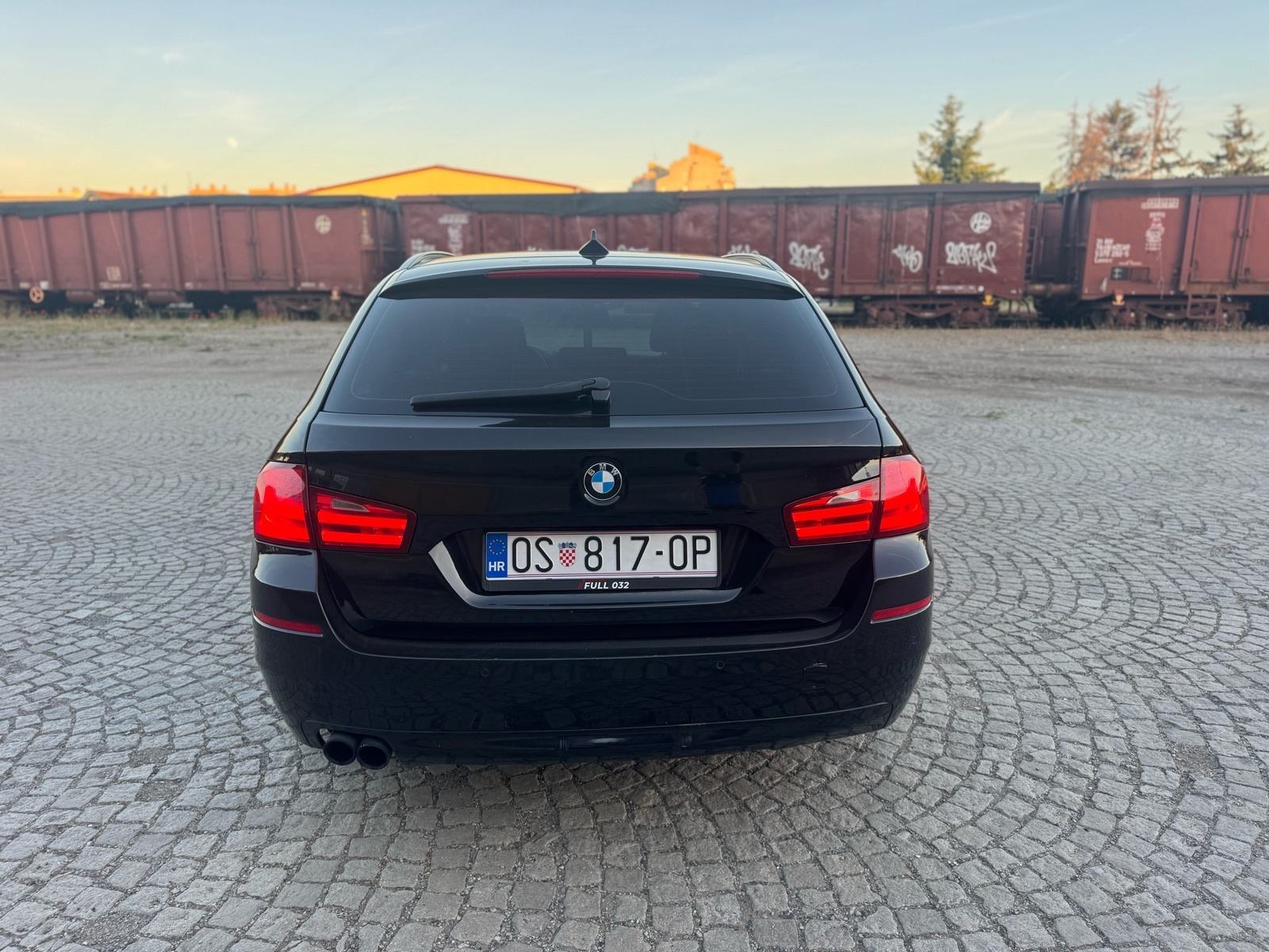 BMW serija 5 Touring 520d automatik, fotografija 4