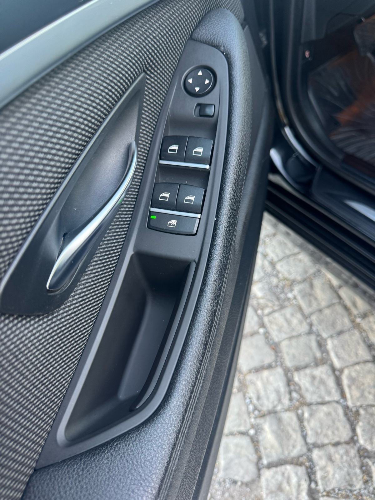 BMW serija 5 Touring 520d automatik, fotografija 13
