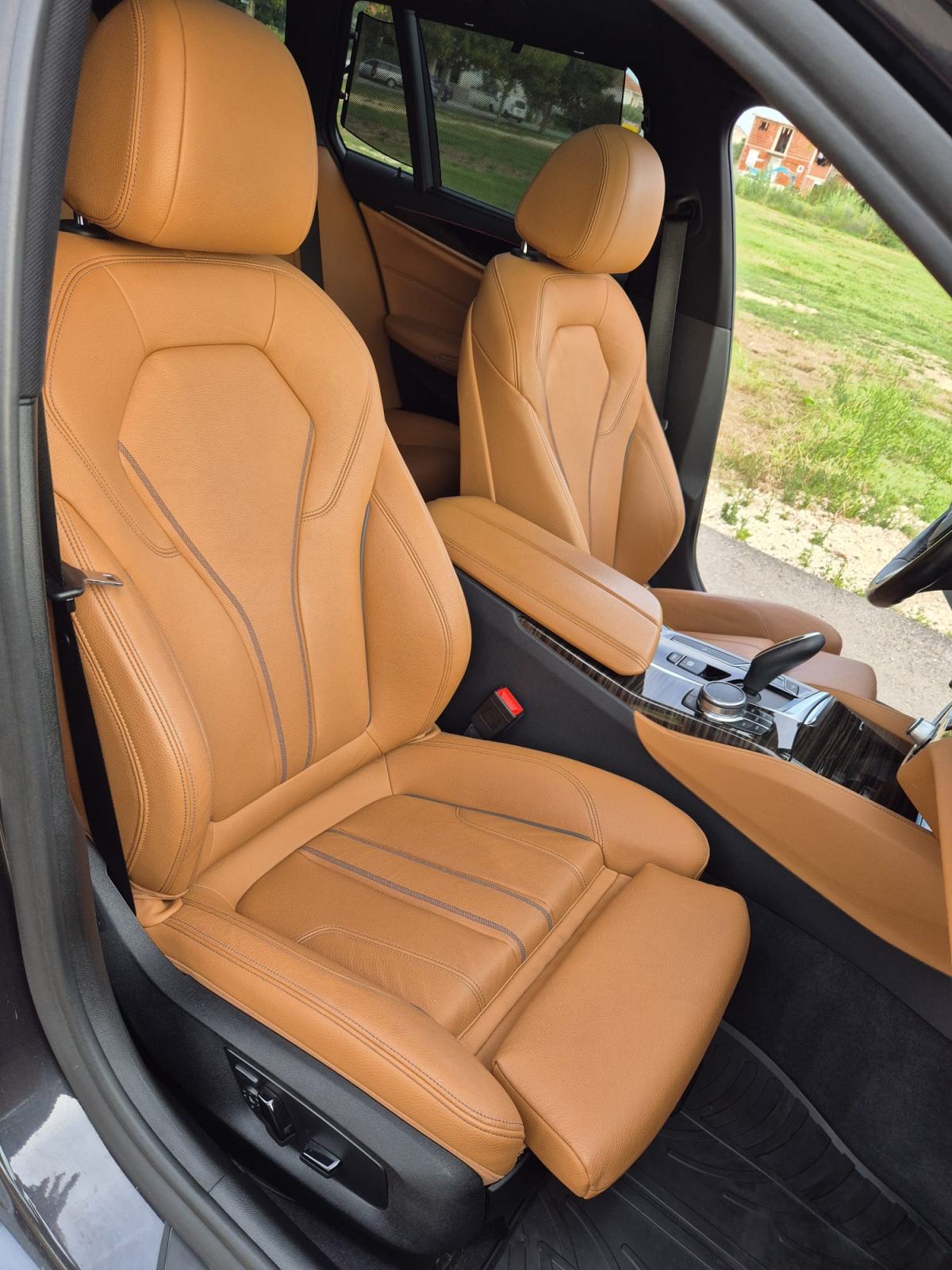 BMW serija 5 Touring 520d M paket, fotografija 10