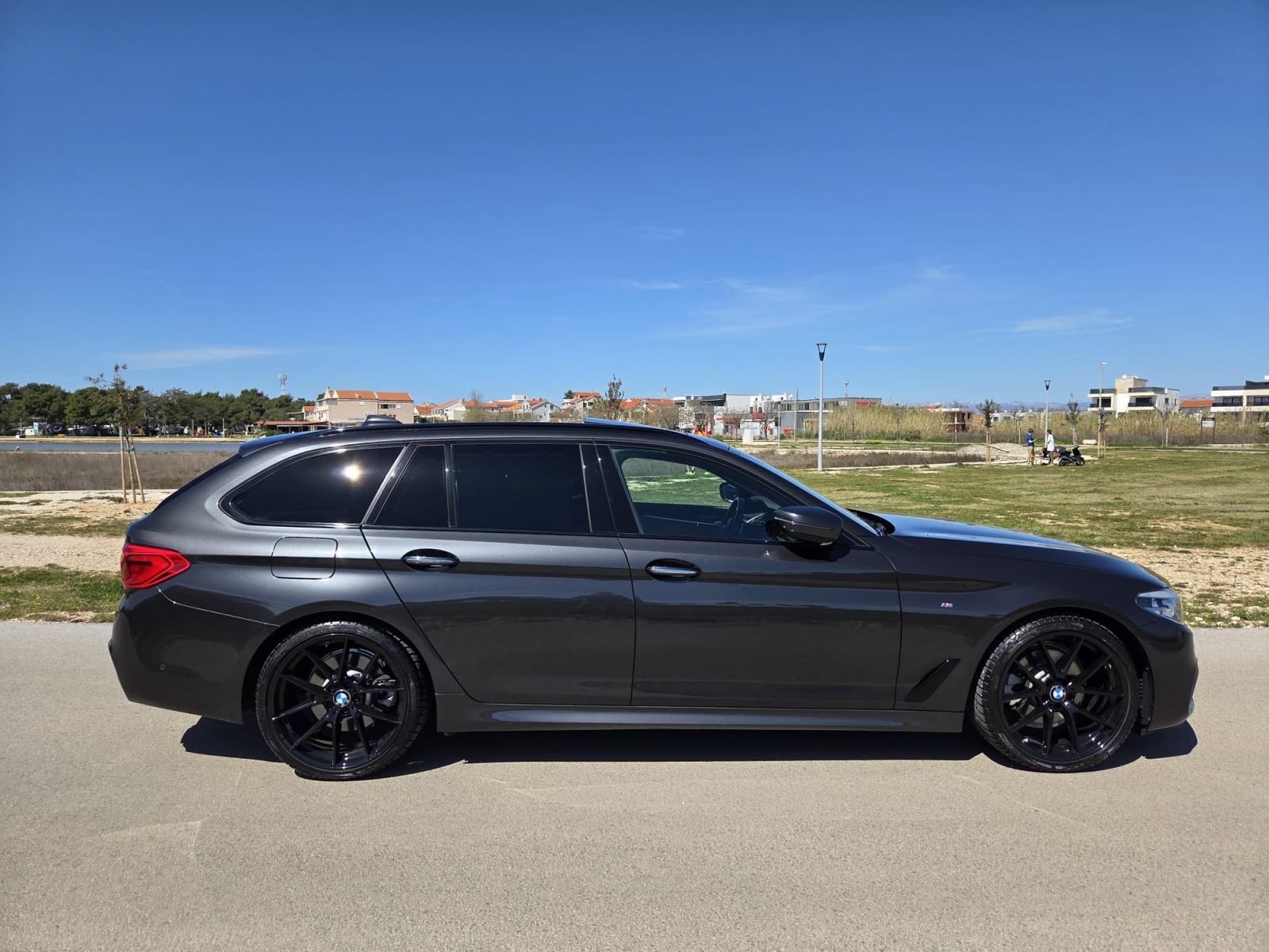 BMW serija 5 Touring 520d M paket, fotografija 14