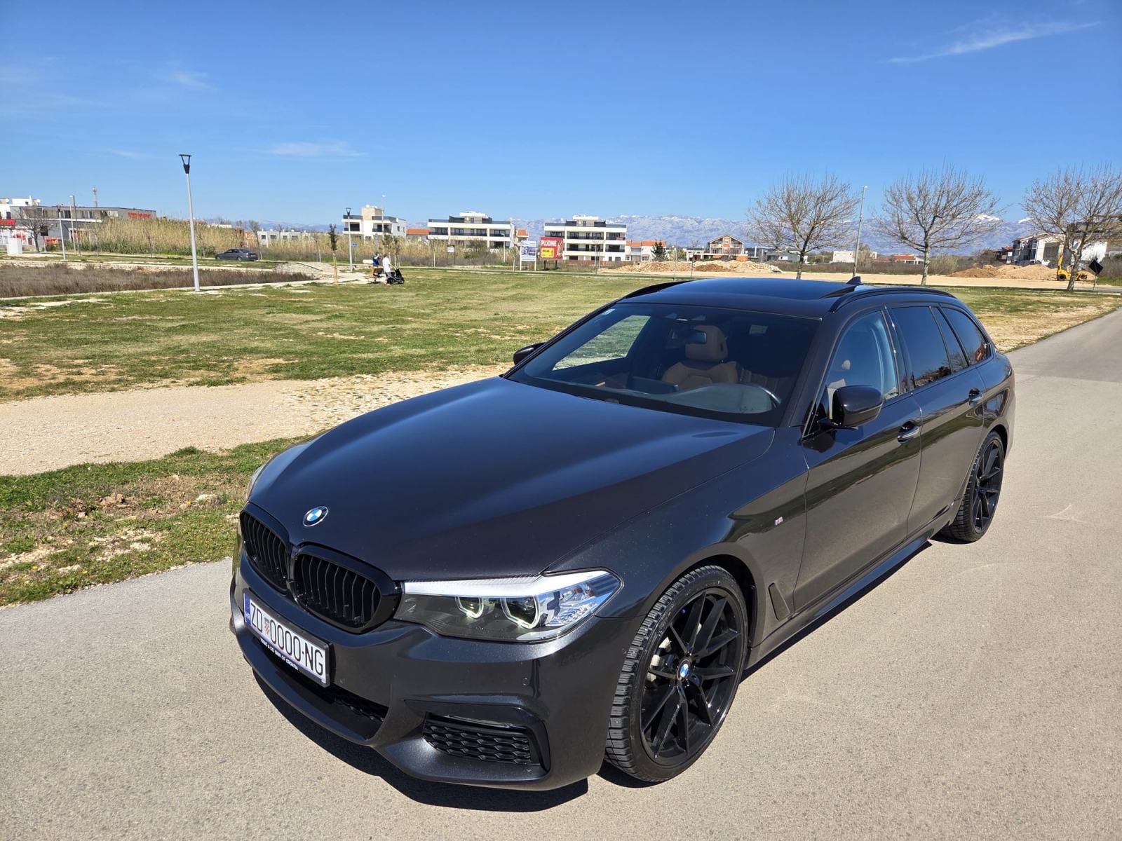 BMW serija 5 Touring 520d M paket, fotografija 8