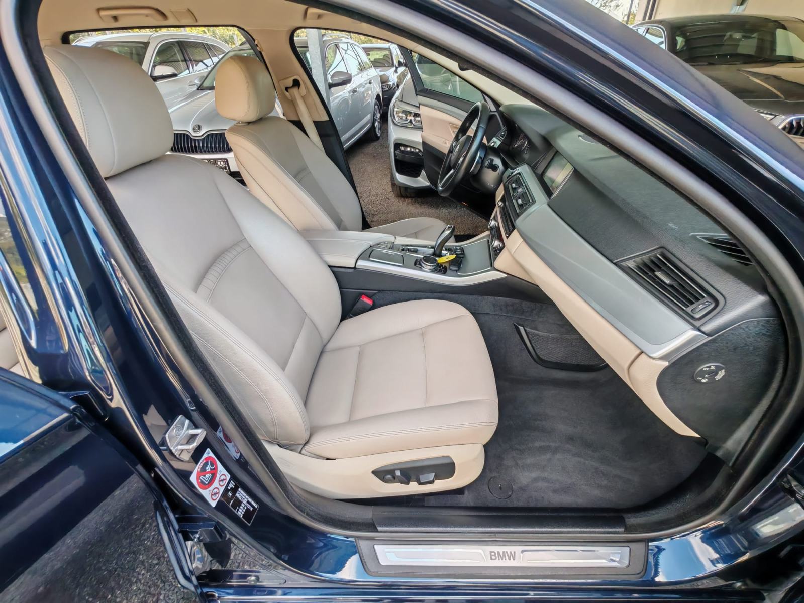 BMW 520d LUXURY AUTOMATIK 190 ks kamera M volan u PDV-u TOP STANJE ❗❗, fotografija 20