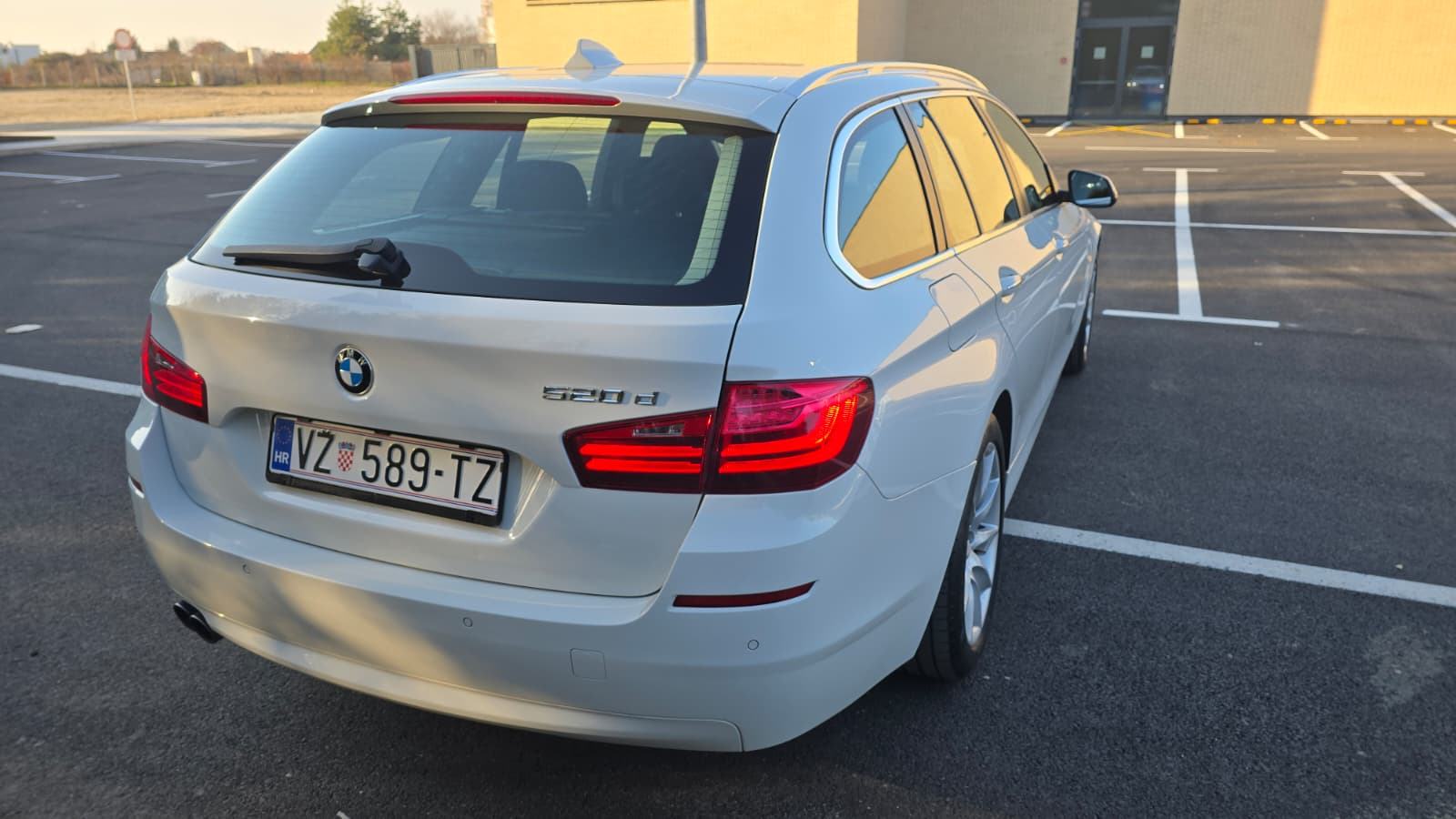 BMW F11 520d,8AT,B47, fotografija 10