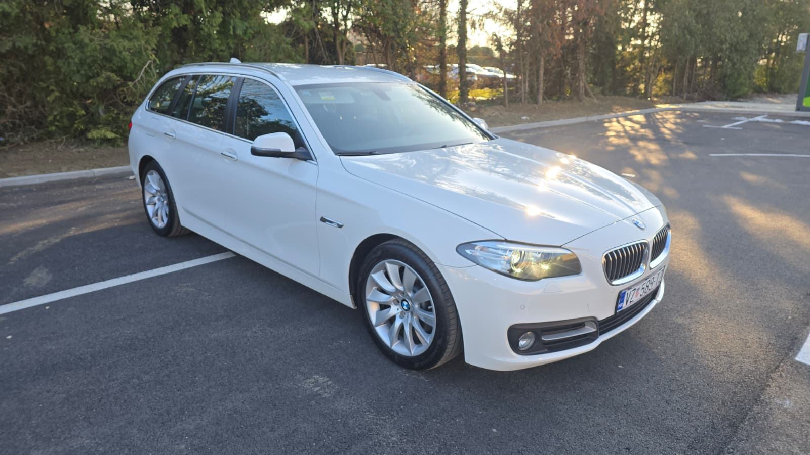 BMW F11 520d,8AT,B47, fotografija 4