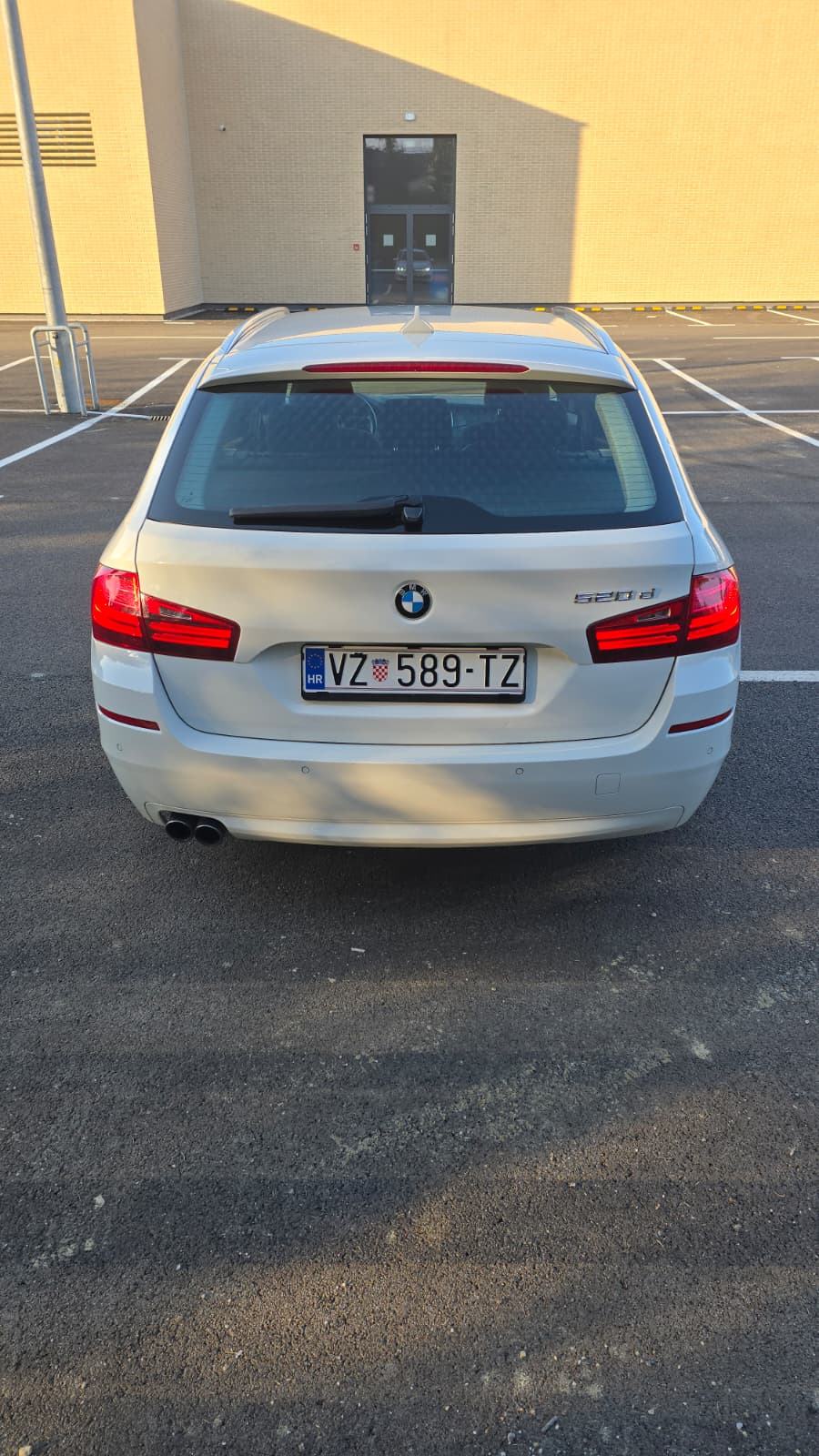 BMW F11 520d,8AT,B47, fotografija 5