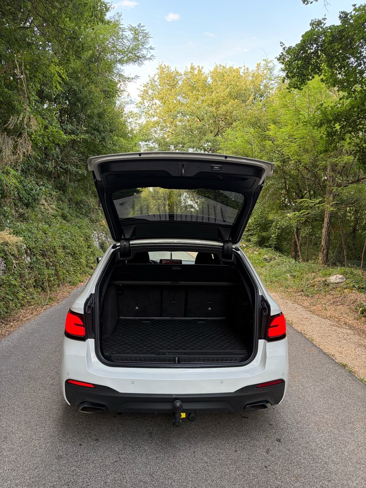 BMW serija 5 Touring 520d automatik, fotografija 6