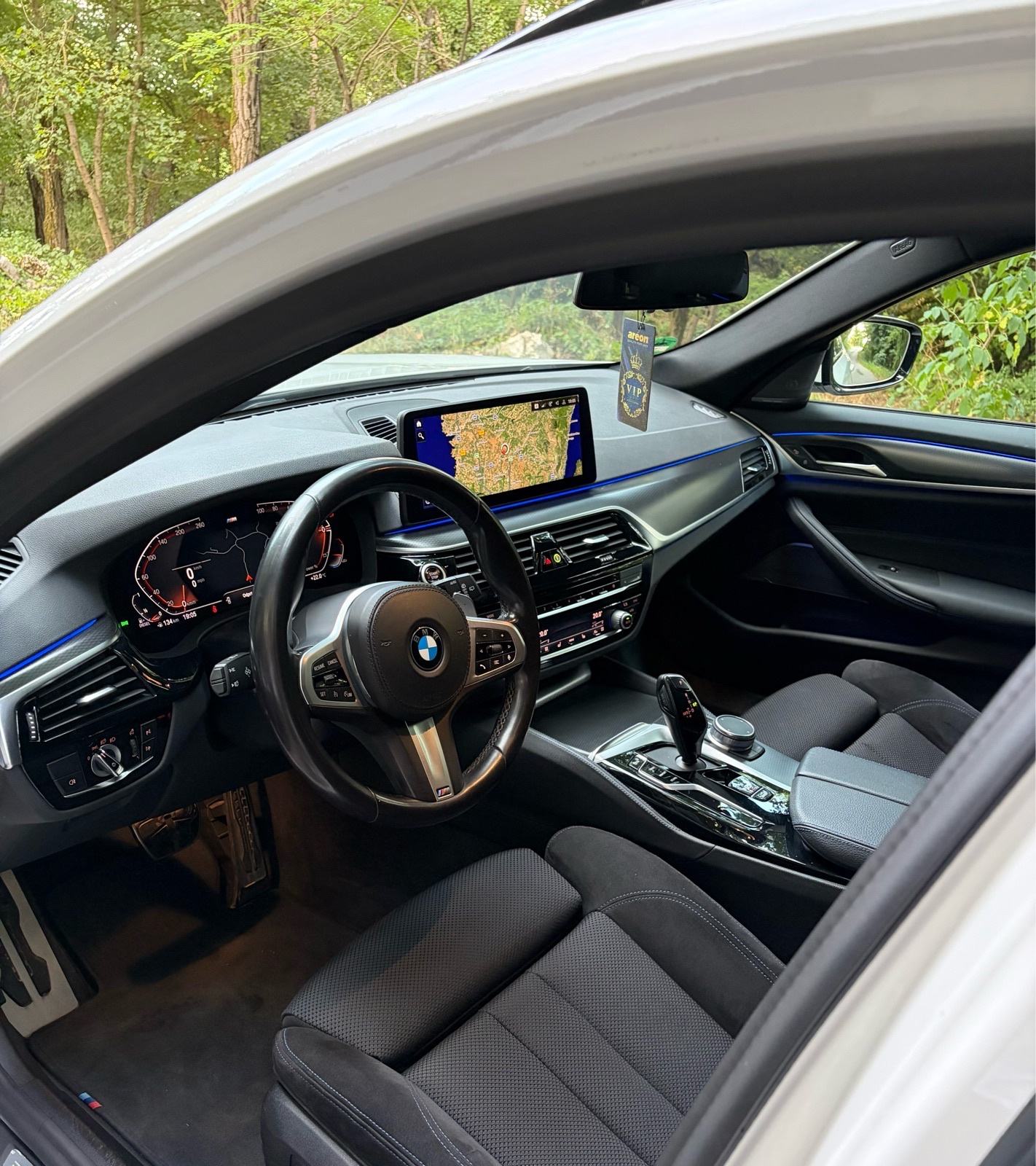BMW serija 5 Touring 520d automatik, fotografija 7