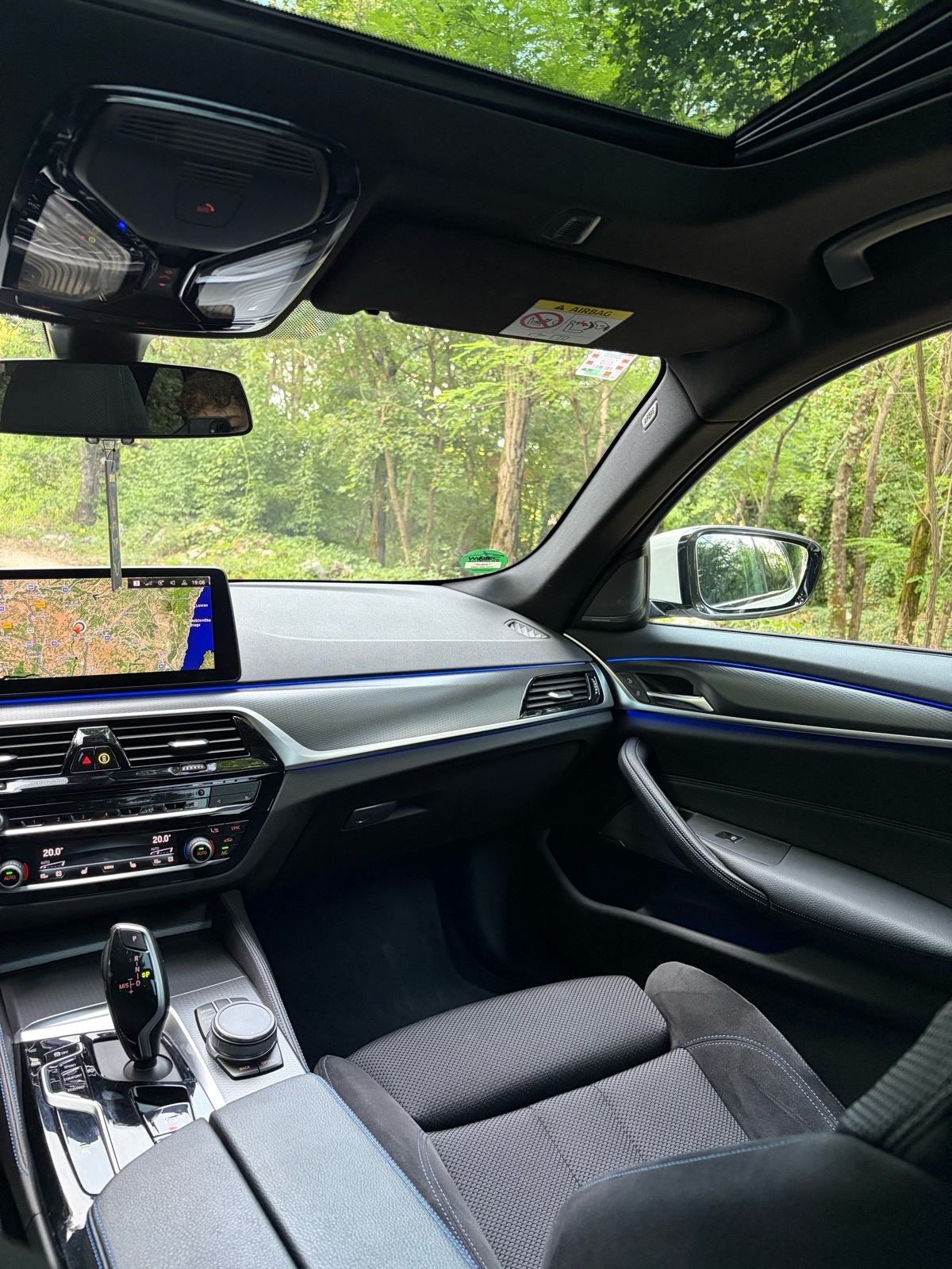 BMW serija 5 Touring 520d automatik, fotografija 11