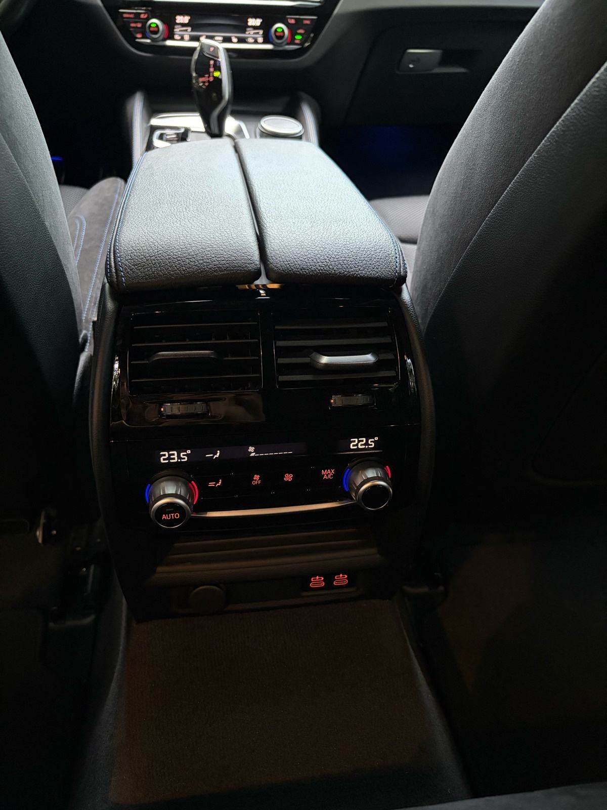 BMW serija 5 Touring 520d automatik, fotografija 13