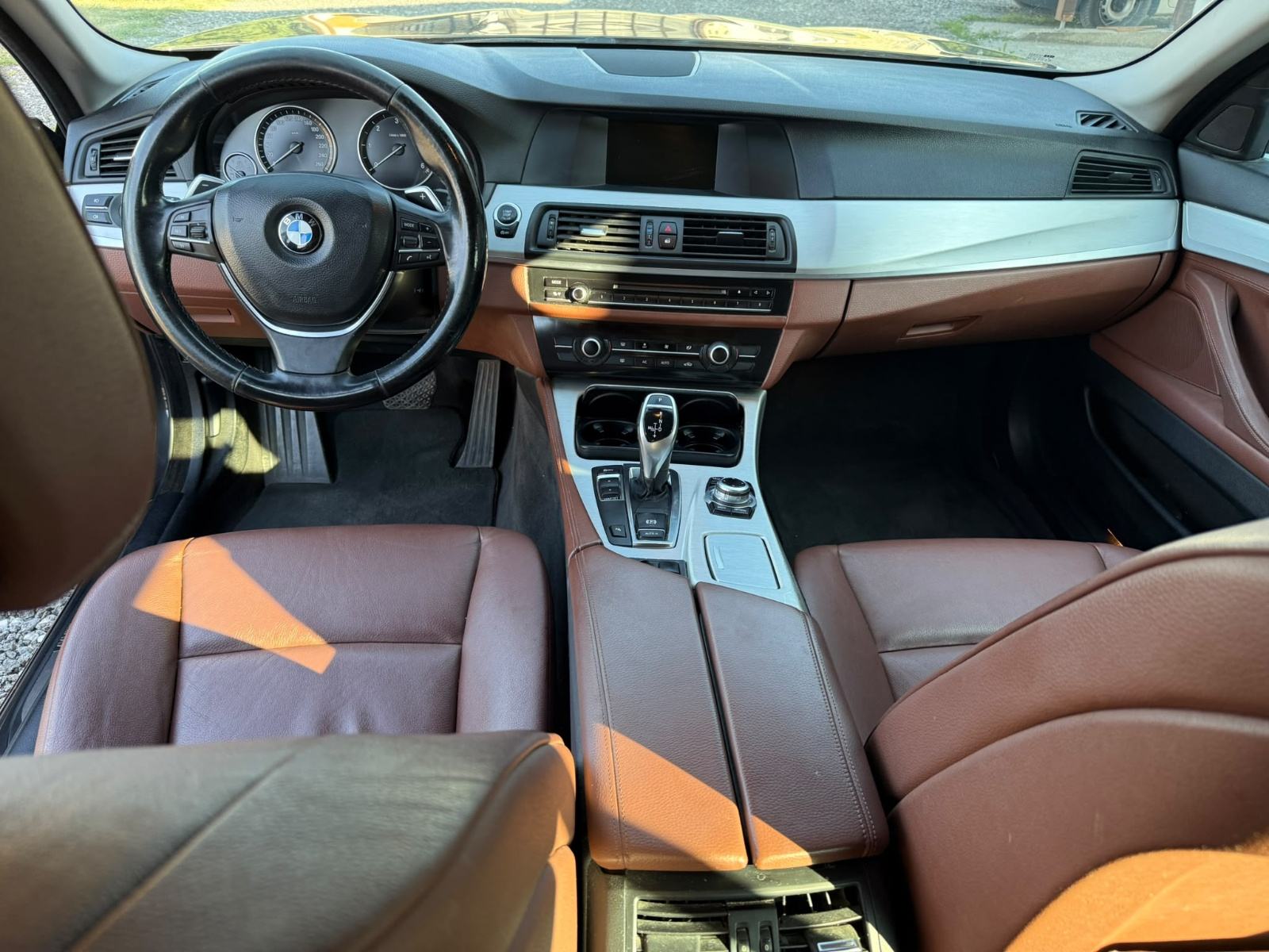 BMW serija 5 Touring 520d automatik, fotografija 7