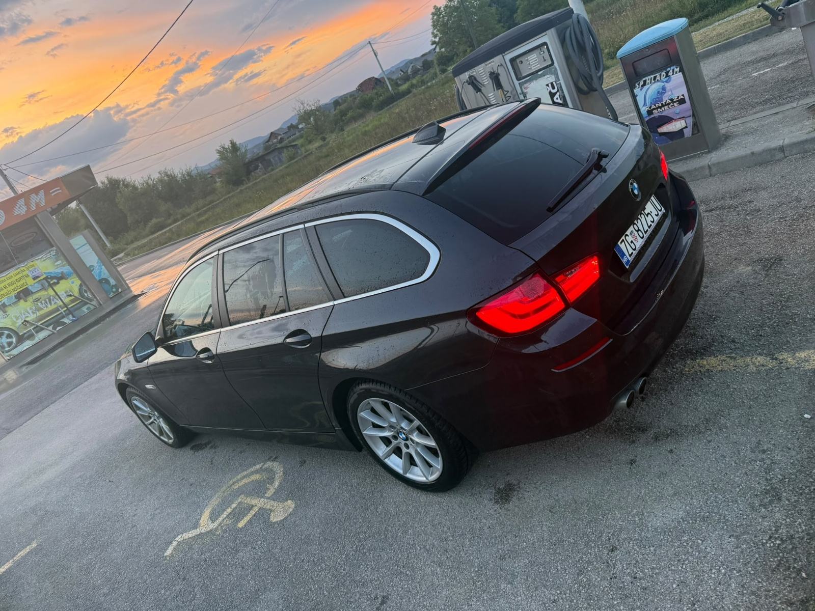 BMW serija 5 Touring 520d automatik, fotografija 6