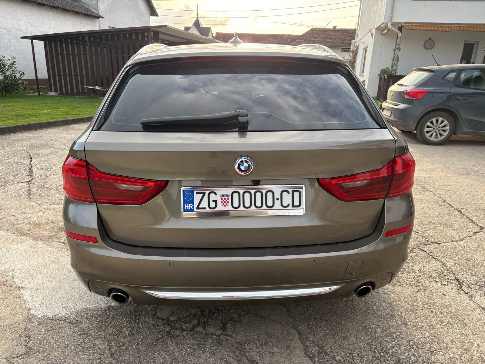 BMW serija 5 Touring 520d automatik, fotografija 9