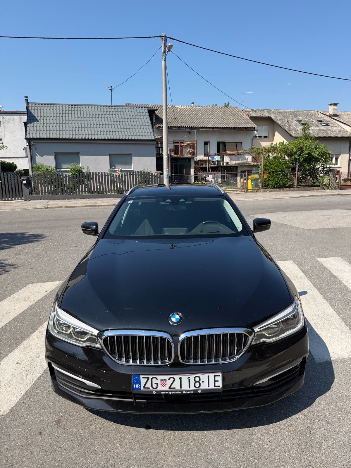 BMW serija 5 Touring 520d automatik, fotografija 1