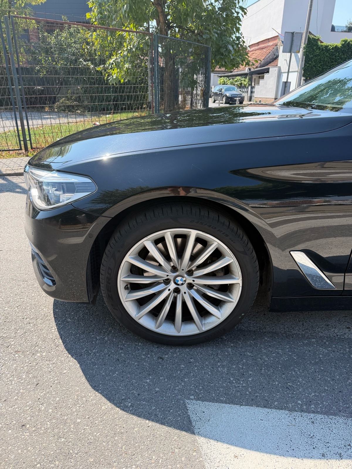 BMW serija 5 Touring 520d automatik, fotografija 2
