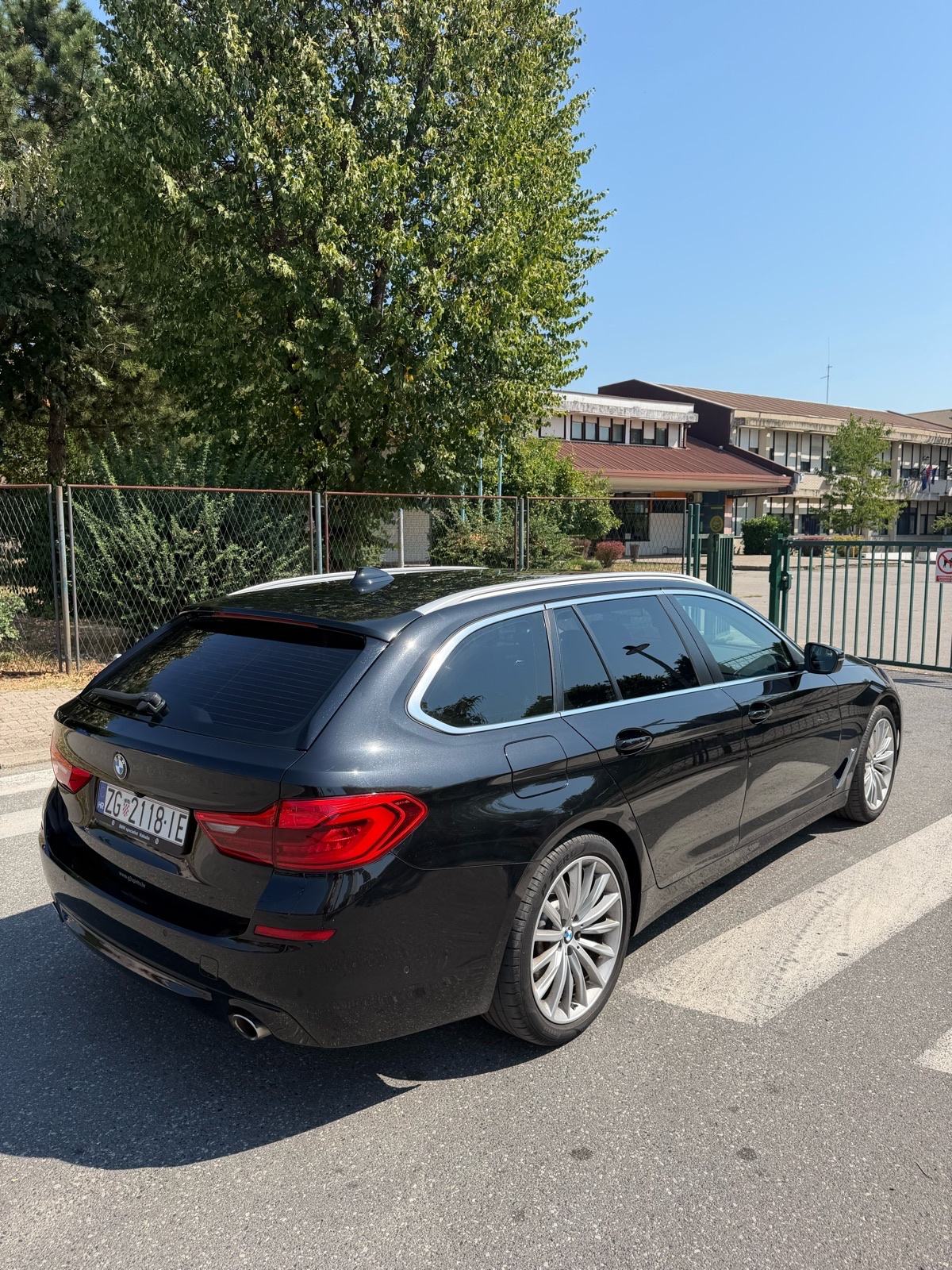 BMW serija 5 Touring 520d automatik, fotografija 6