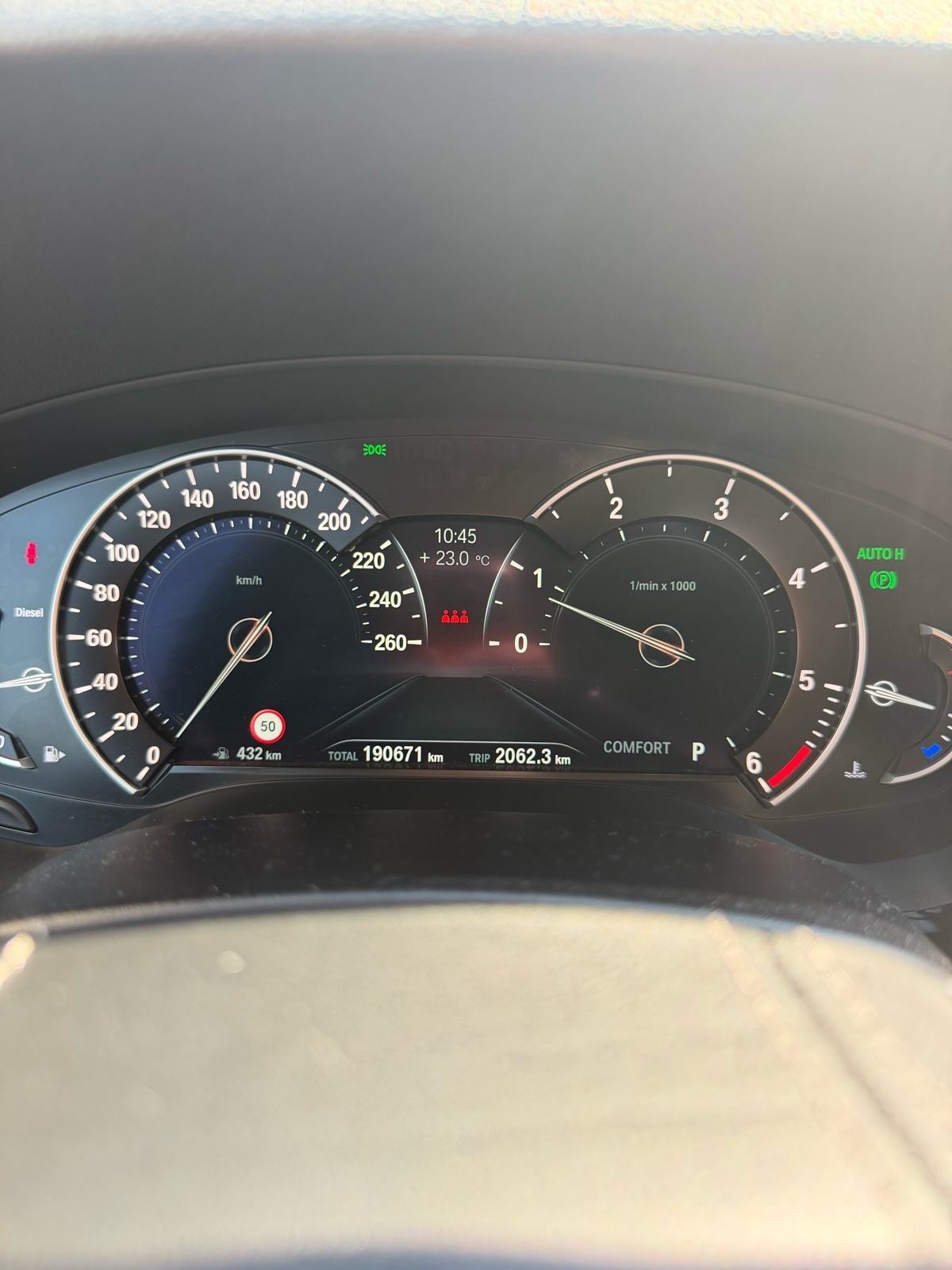 BMW serija 5 Touring 520d automatik, fotografija 7