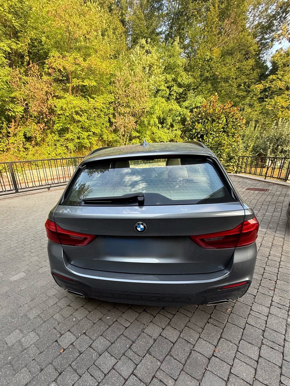 BMW serija 5 Touring 520d **59650 km** automatik, fotografija 8