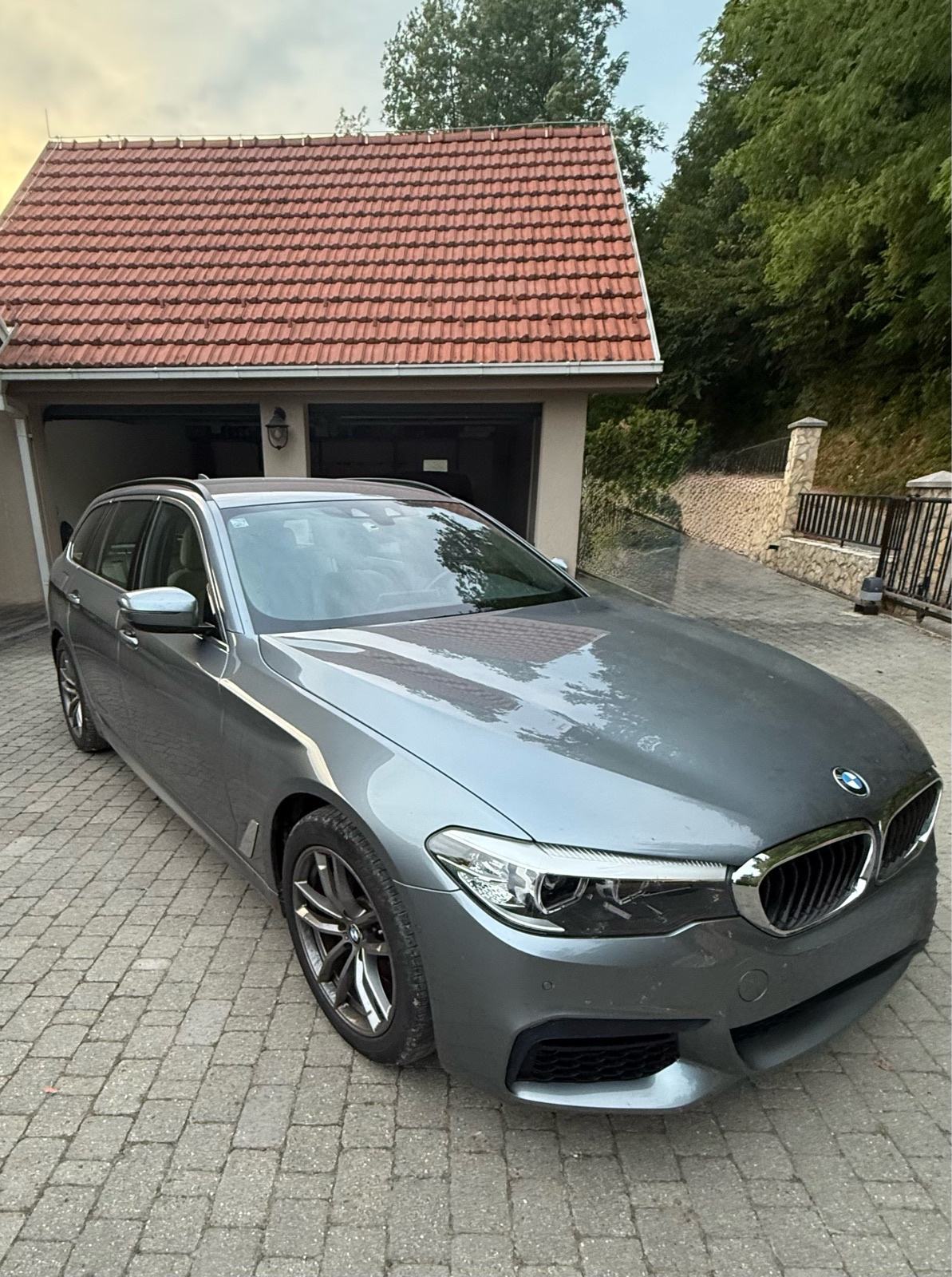 BMW serija 5 Touring 520d **59650 km** automatik, fotografija 5