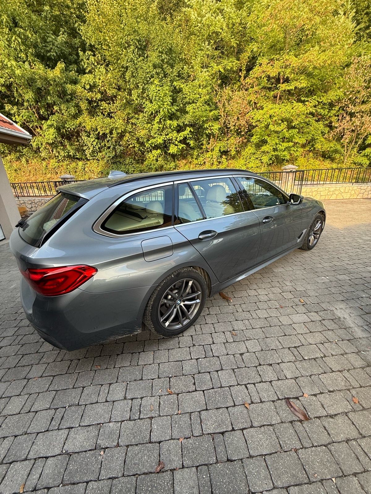 BMW serija 5 Touring 520d **59650 km** automatik, fotografija 7
