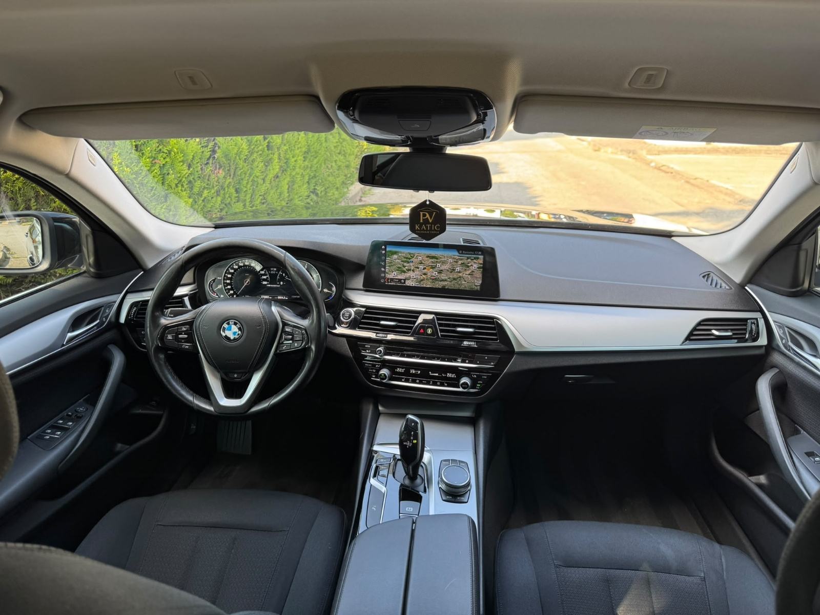 BMW Touring 520d -G31,automatik,Virtual, fotografija 14