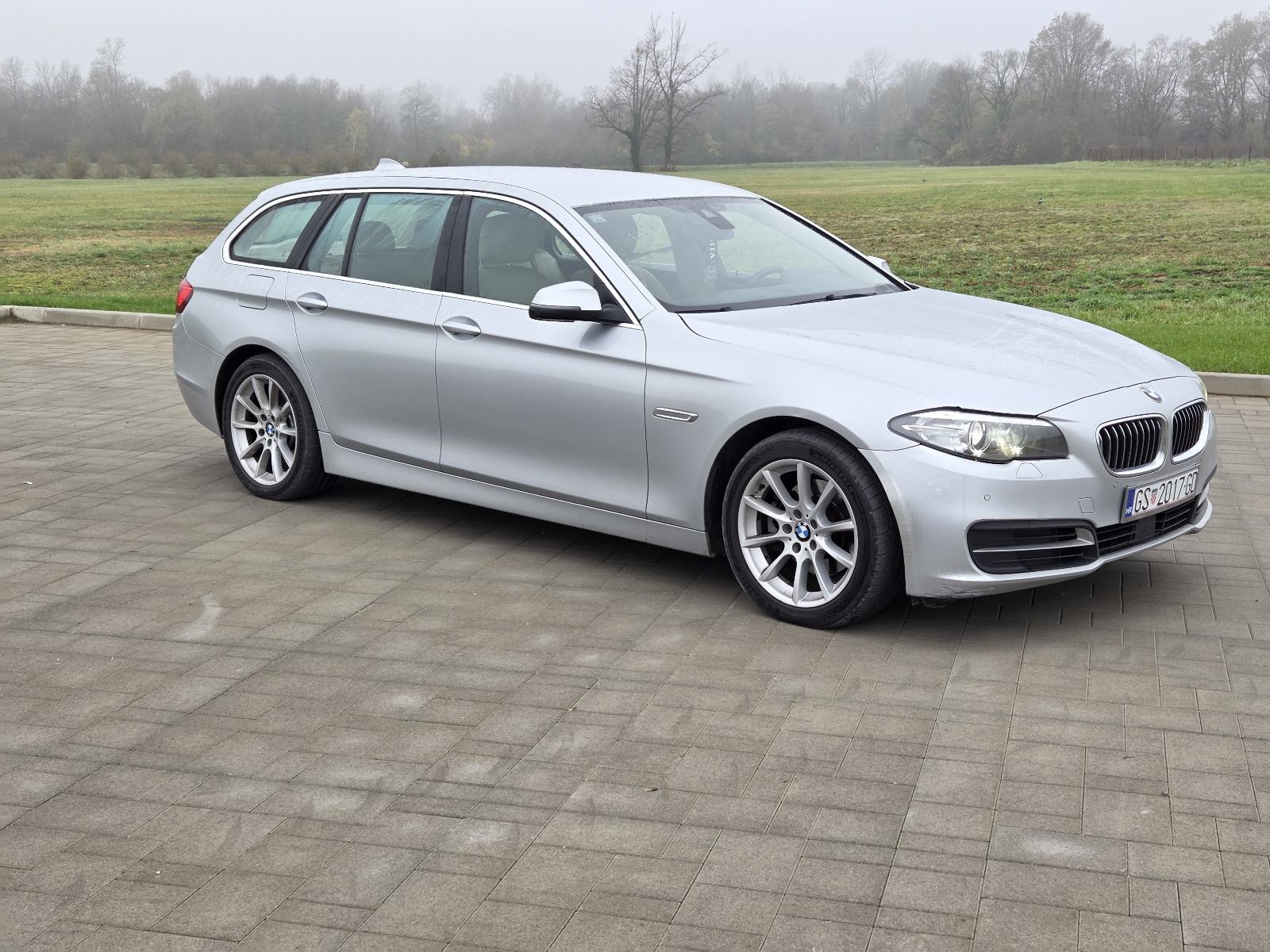 BMW serija 5 Touring 520d**Automatik**X-drive**, fotografija 5