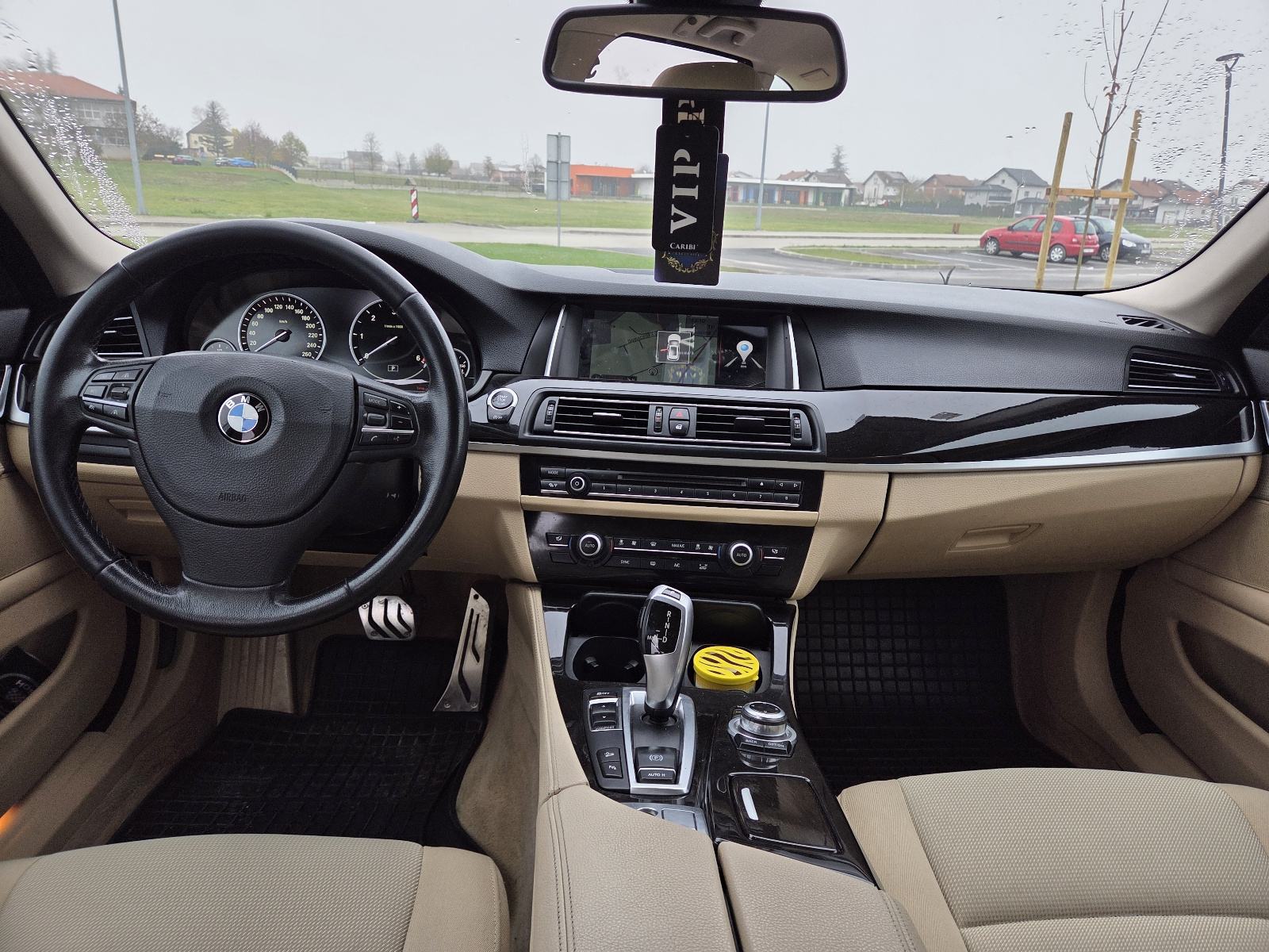 BMW serija 5 Touring 520d**Automatik**X-drive**, fotografija 10