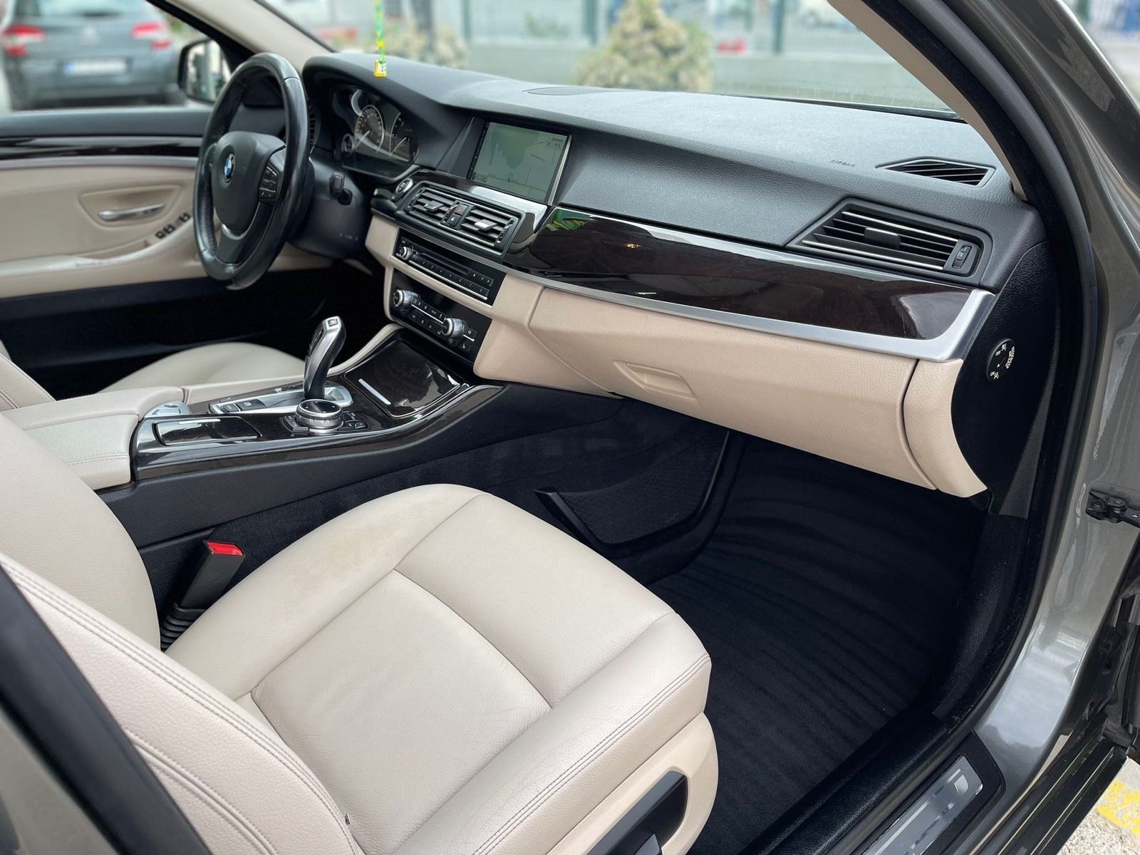 BMW serija 5 Touring 520d LUXURY 2014GOD 11,999€!!, fotografija 15