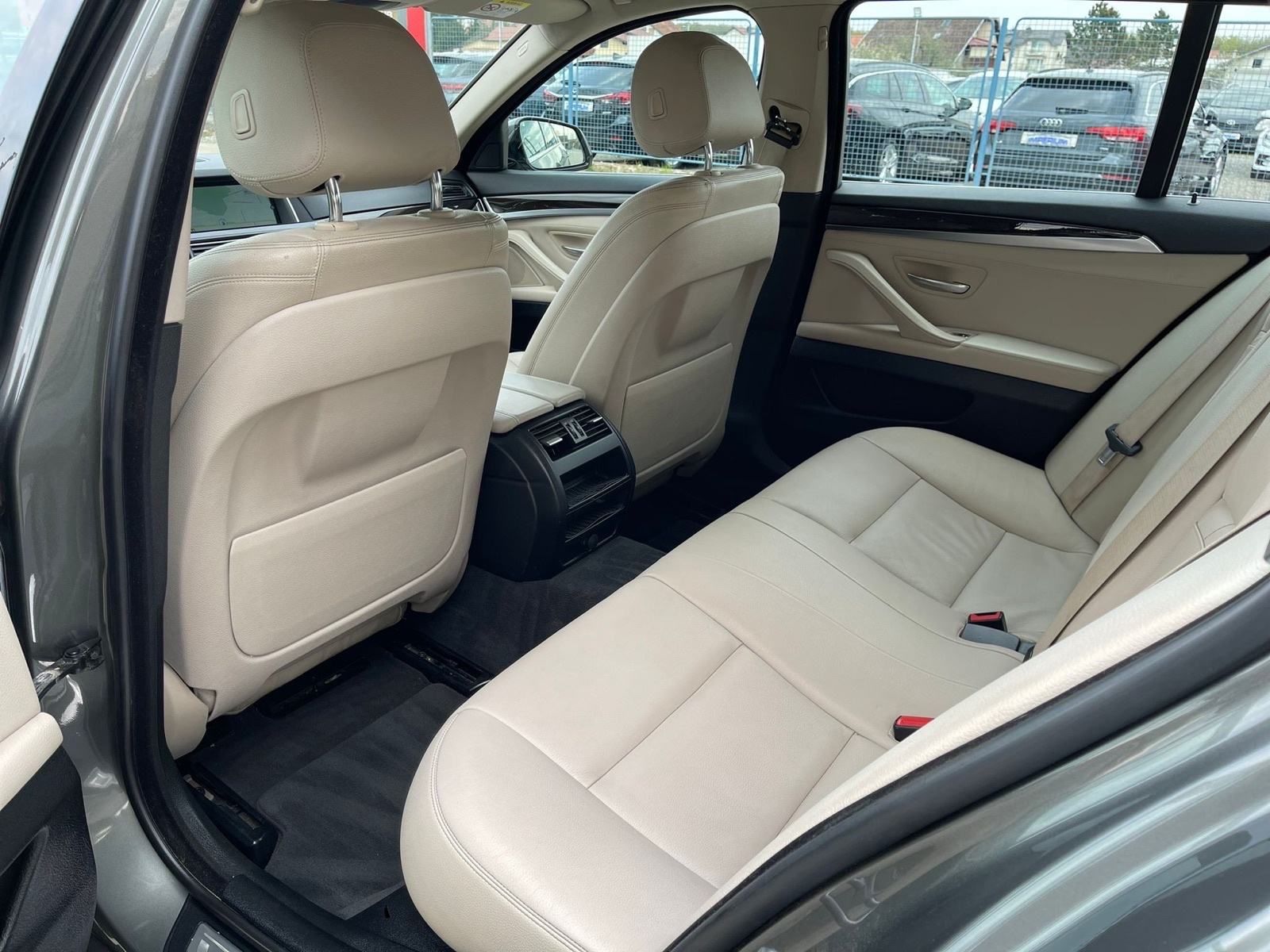 BMW serija 5 Touring 520d LUXURY 2014GOD 11,999€!!, fotografija 16