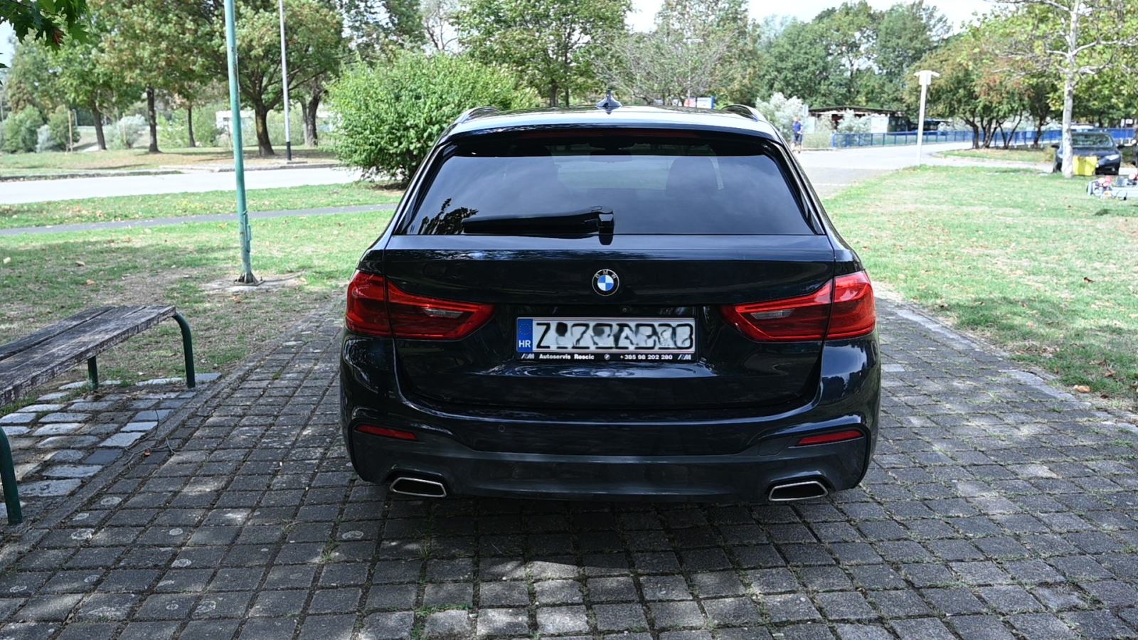 BMW 520d** M~paket**reg:7/27**Napravljen veliki servis**, fotografija 10