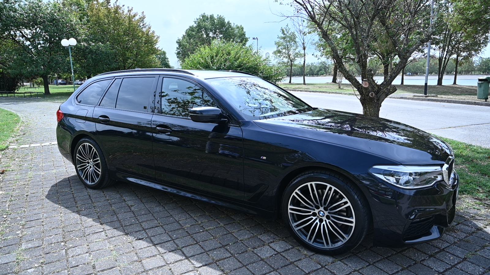 BMW 520d** M~paket**reg:7/27**Napravljen veliki servis**, fotografija 13