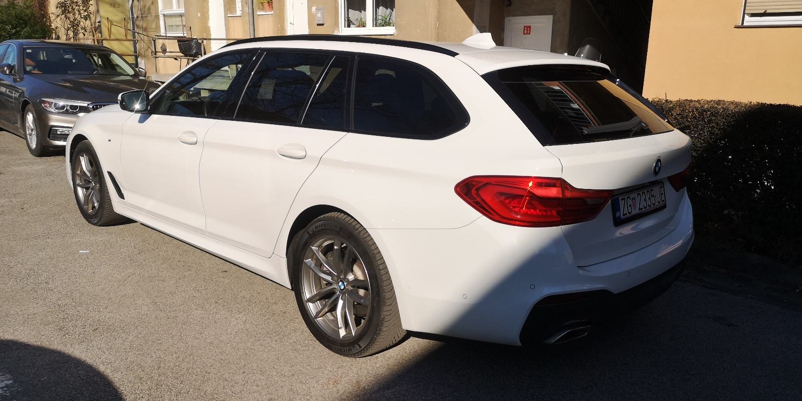 BMW serija 5 Touring 520d M paket u PDV-u, fotografija 3