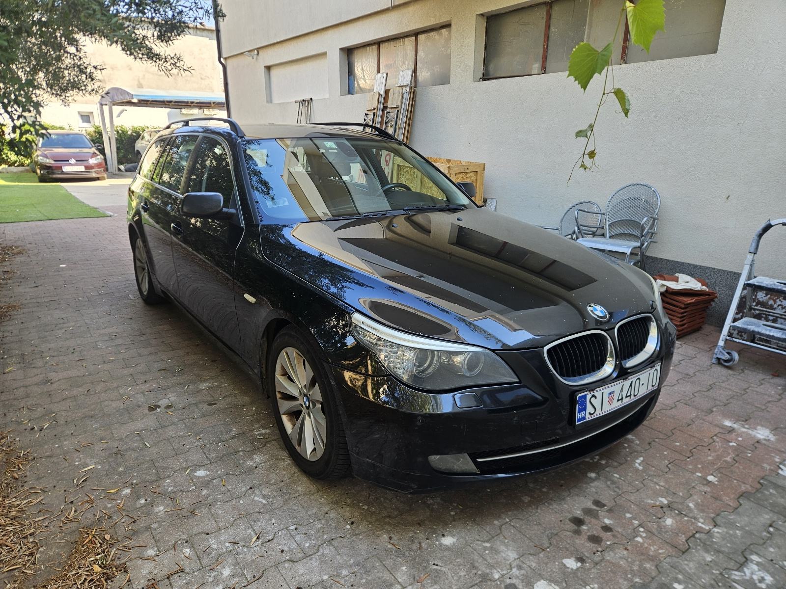 BMW serija 5 Touring 520d, pogled izvana - slika 2