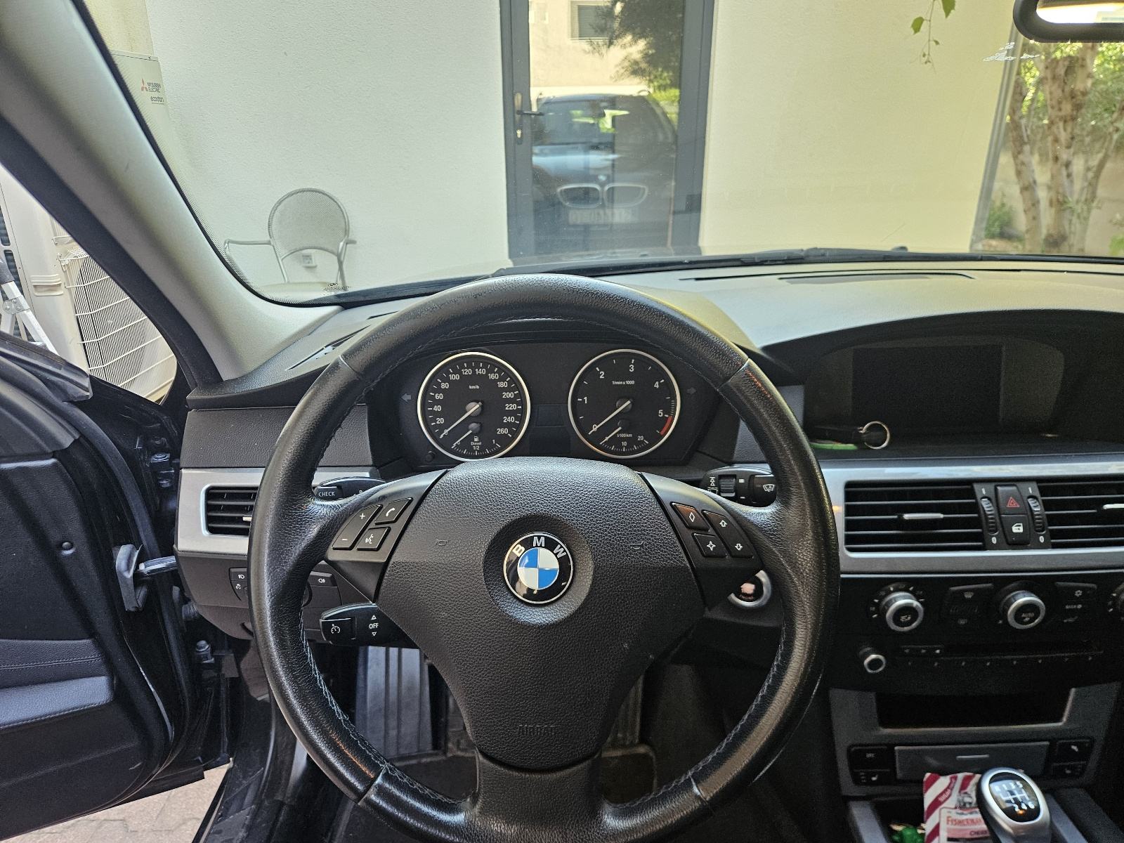 BMW serija 5 Touring 520d, fotografija 14