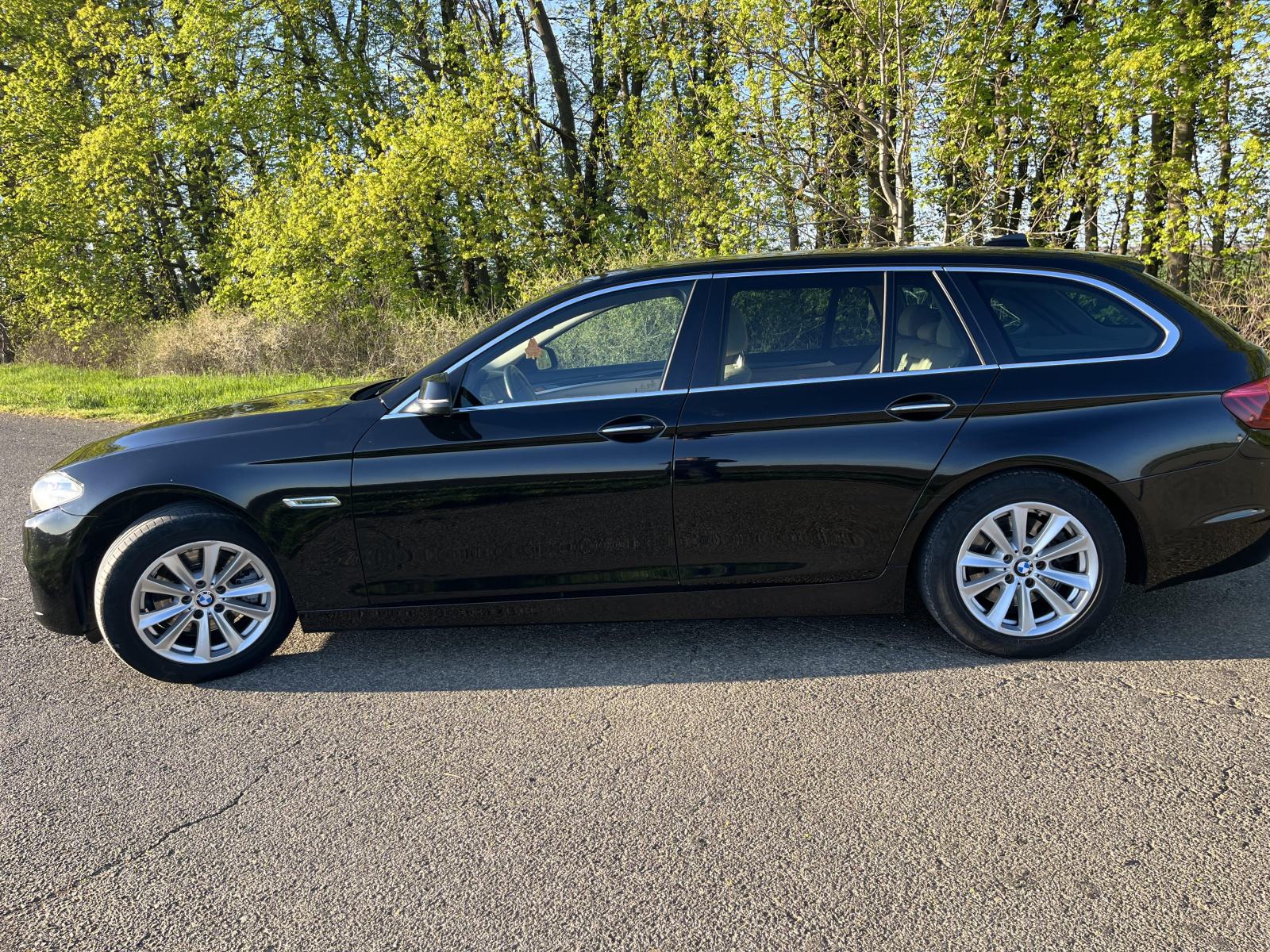 BMW serija 5 Touring 520d, fotografija 4