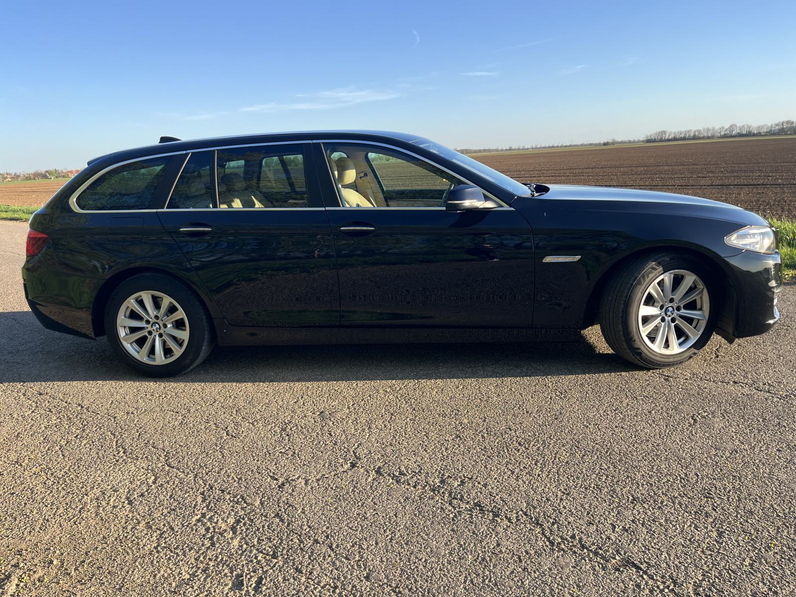 BMW serija 5 Touring 520d, fotografija 6