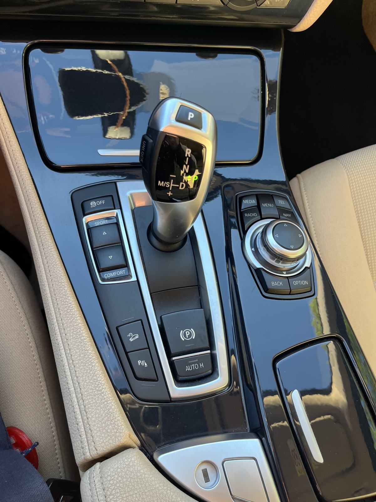 BMW serija 5 Touring 520d, fotografija 12