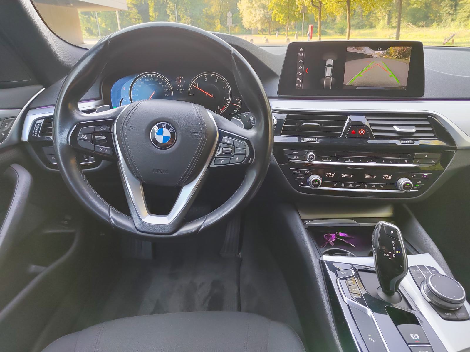 BMW serija 5 Touring 520xd, fotografija 15