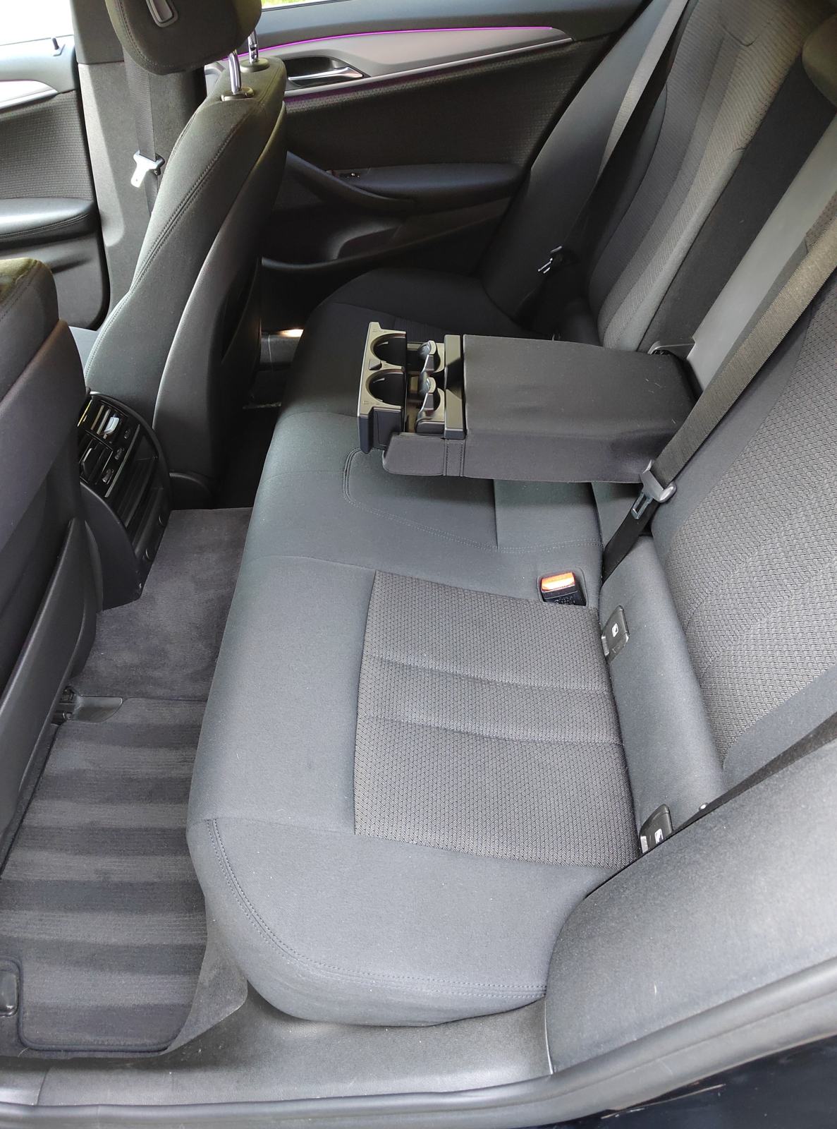 BMW serija 5 Touring 520xd, fotografija 10