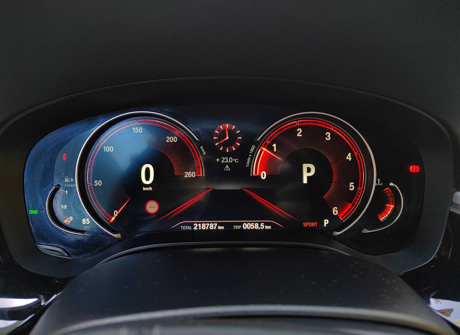 BMW serija 5 Touring 520xd, fotografija 19
