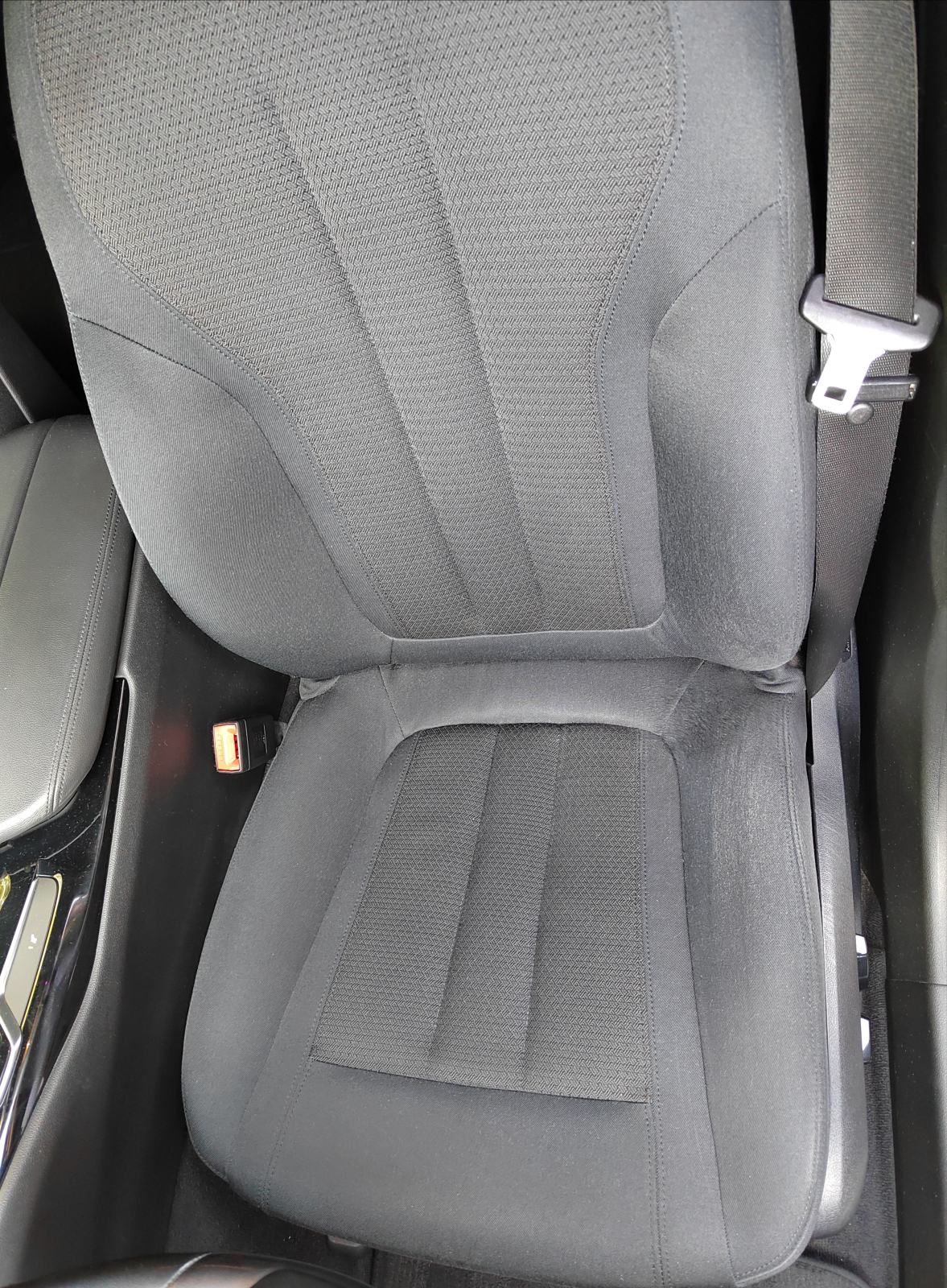 BMW serija 5 Touring 520xd, fotografija 12