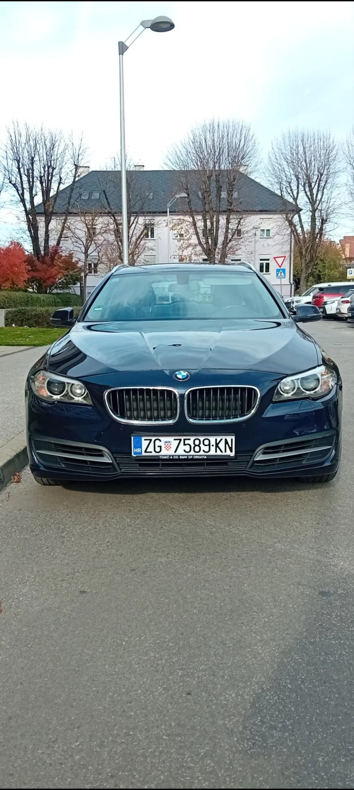 BMW 525d xDrive, automatik, stakleni krov, odličan!, fotografija 15
