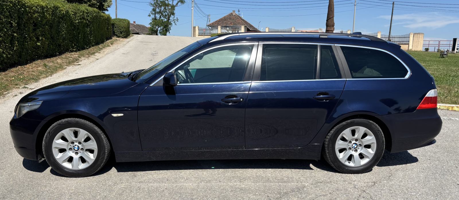 BMW serija 5 Touring 525d, fotografija 2