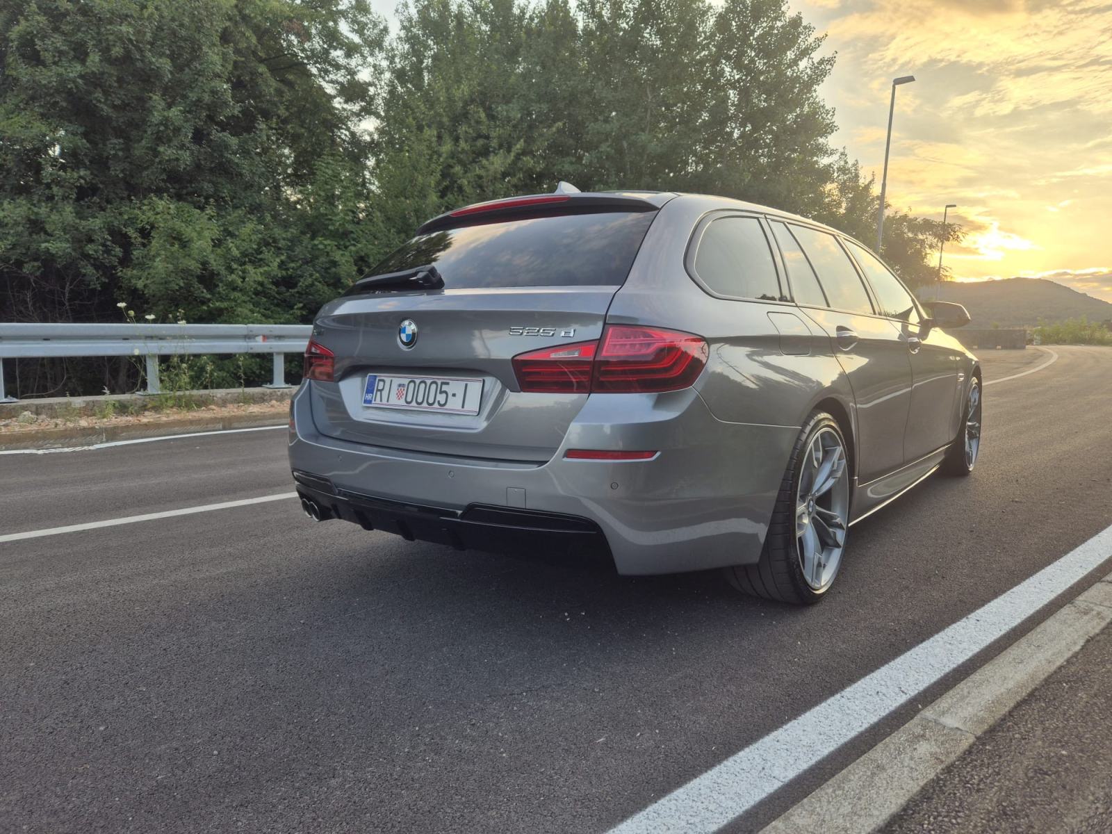 BMW serija 5 Touring 525xd automatik, fotografija 7