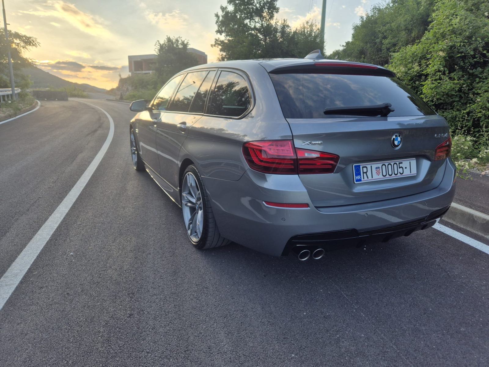 BMW serija 5 Touring 525xd automatik, fotografija 8