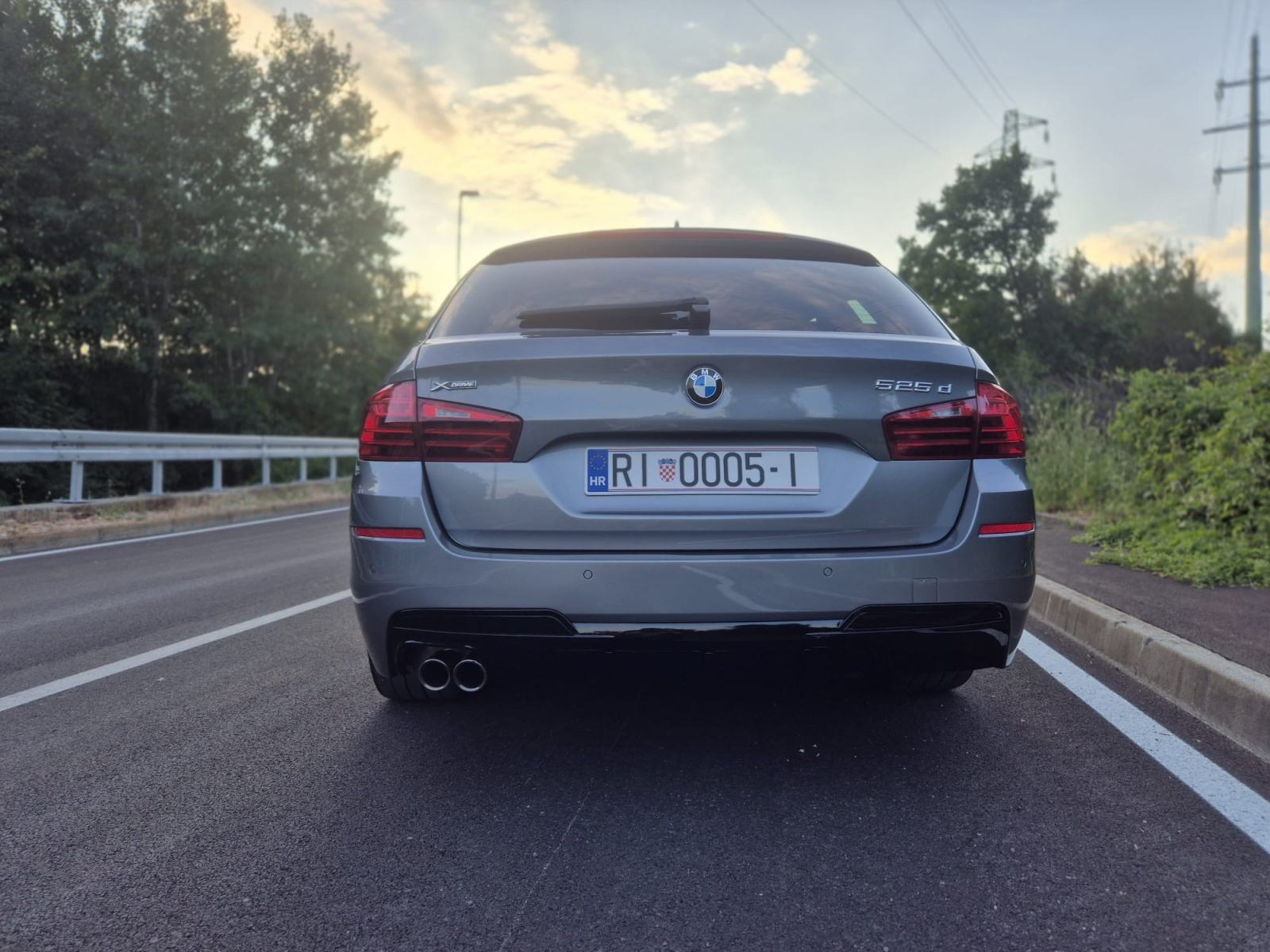 BMW serija 5 Touring 525xd automatik, fotografija 5